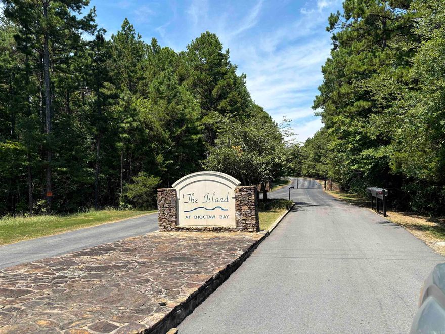LARGE 2+ ACRES in a Beautiful Gated Community! Come and build your dream home in the gorgeous Island at Choctaw Bay. Call today!!!