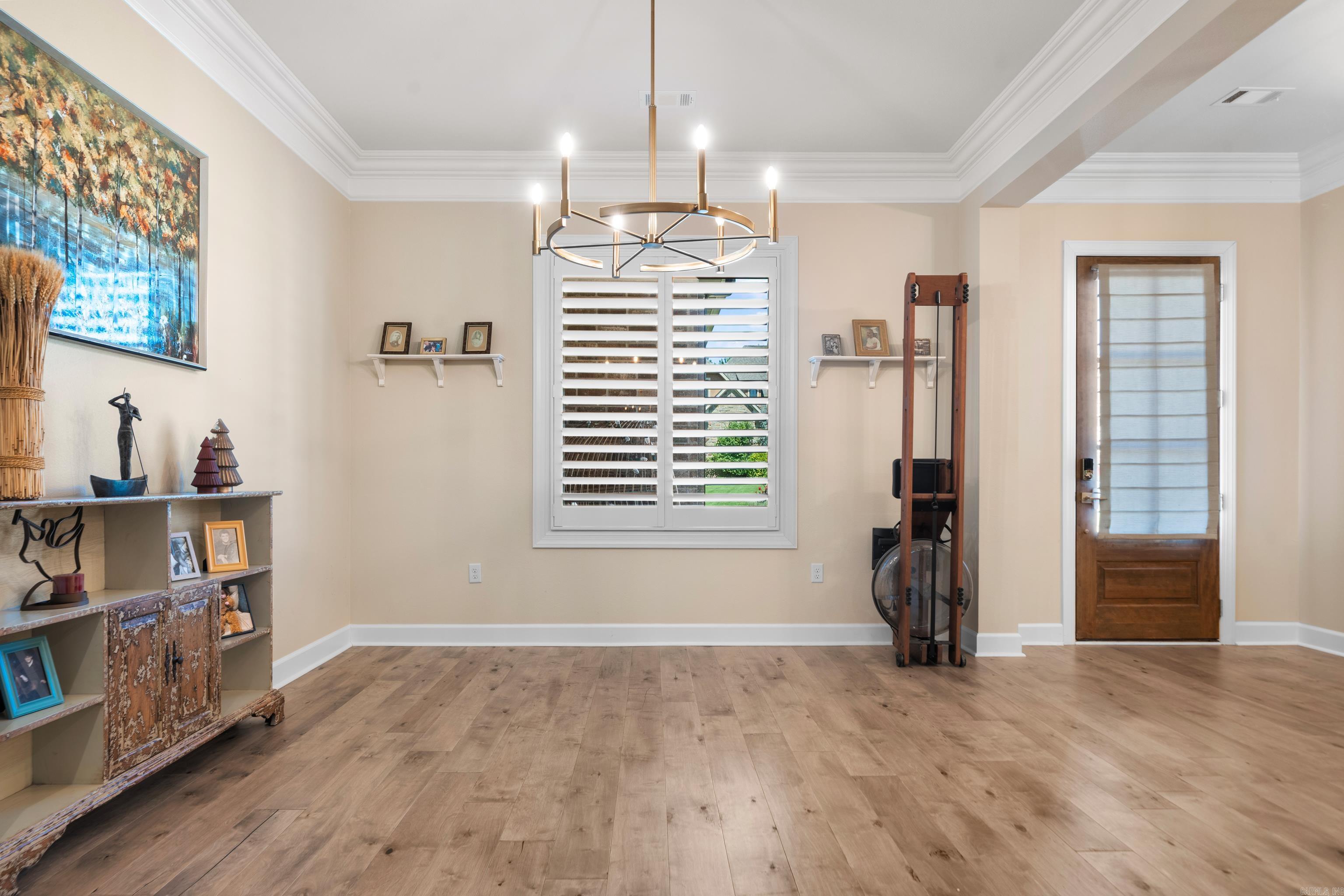ARLINGTON PARK - Residential