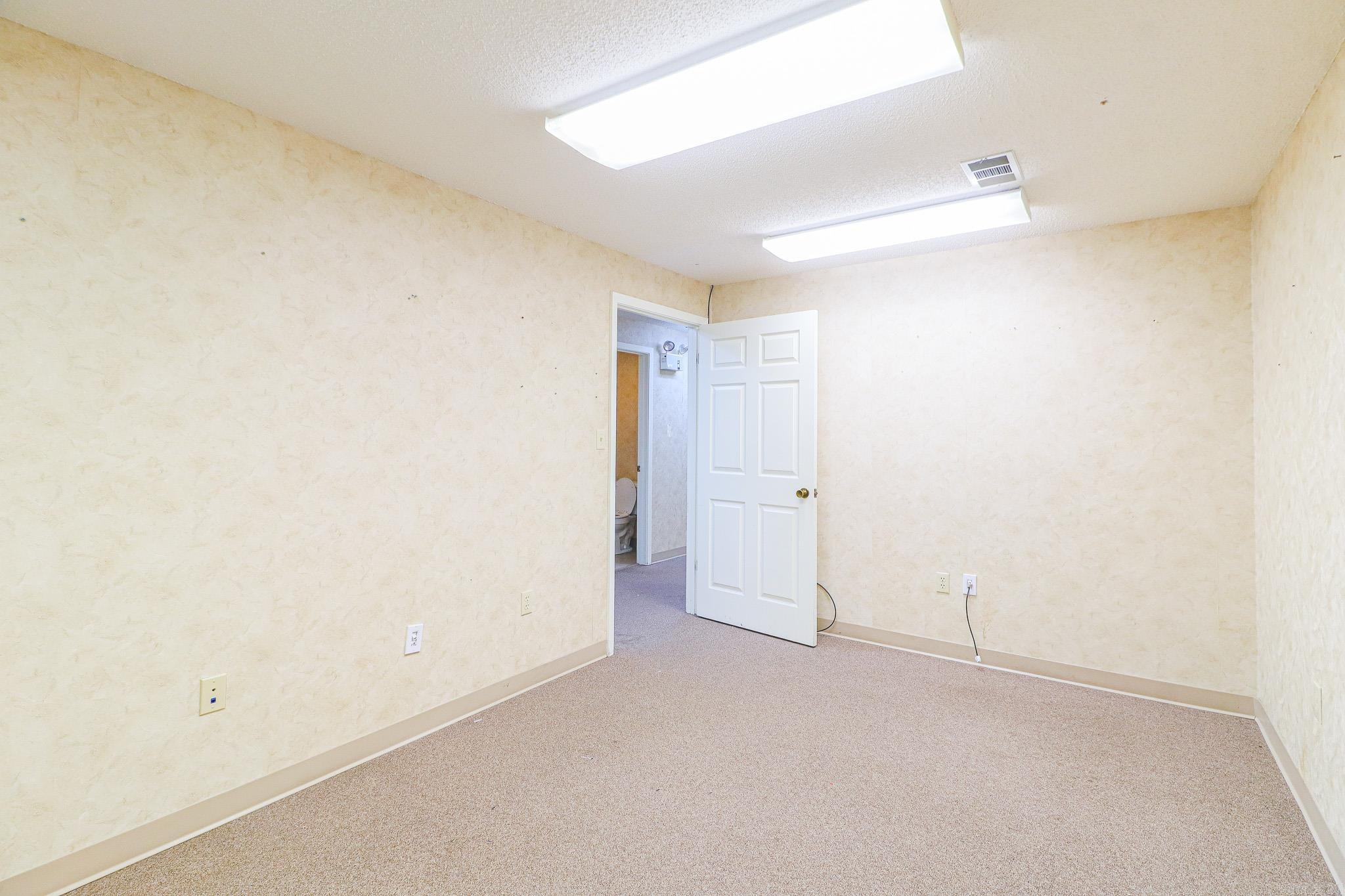 Meriwether Trust 1st - Commercial Lease