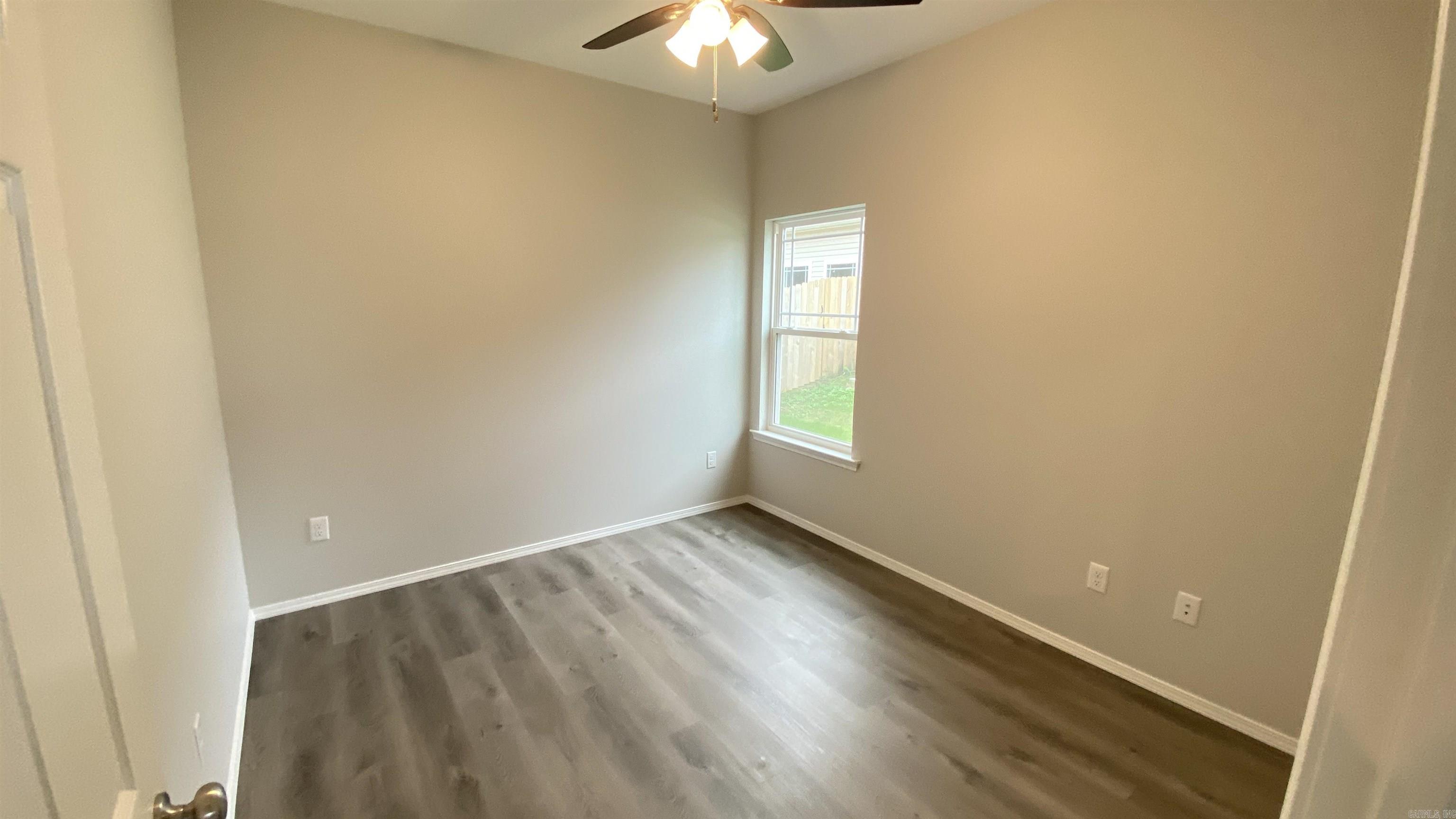THE VILLAGES AT MAGNOLIA LANE - Residential