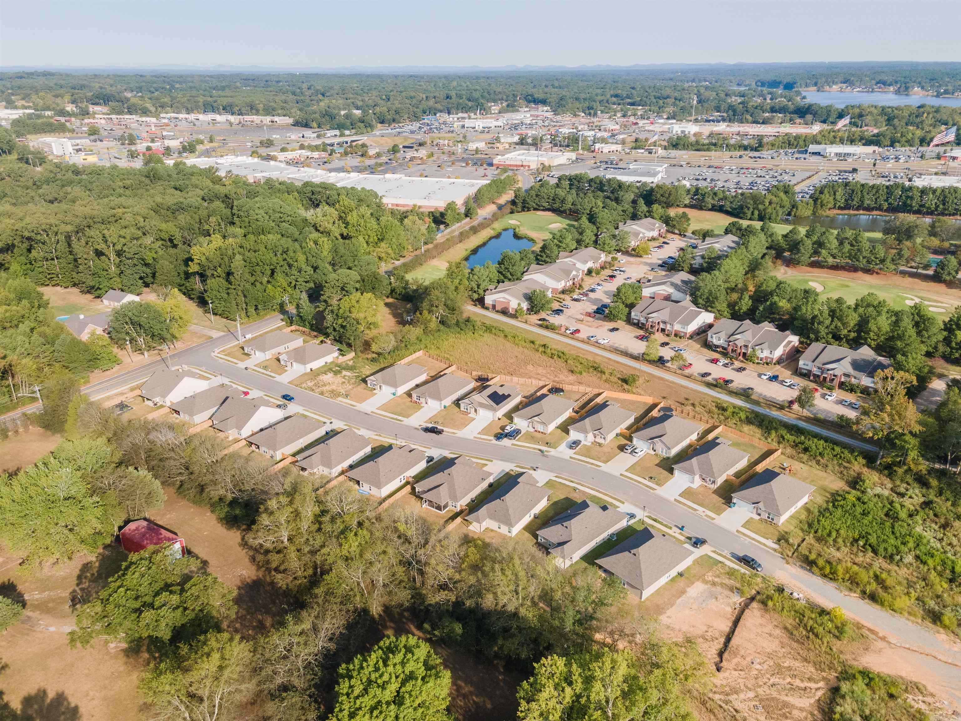 THE VILLAGES AT MAGNOLIA LANE - Residential