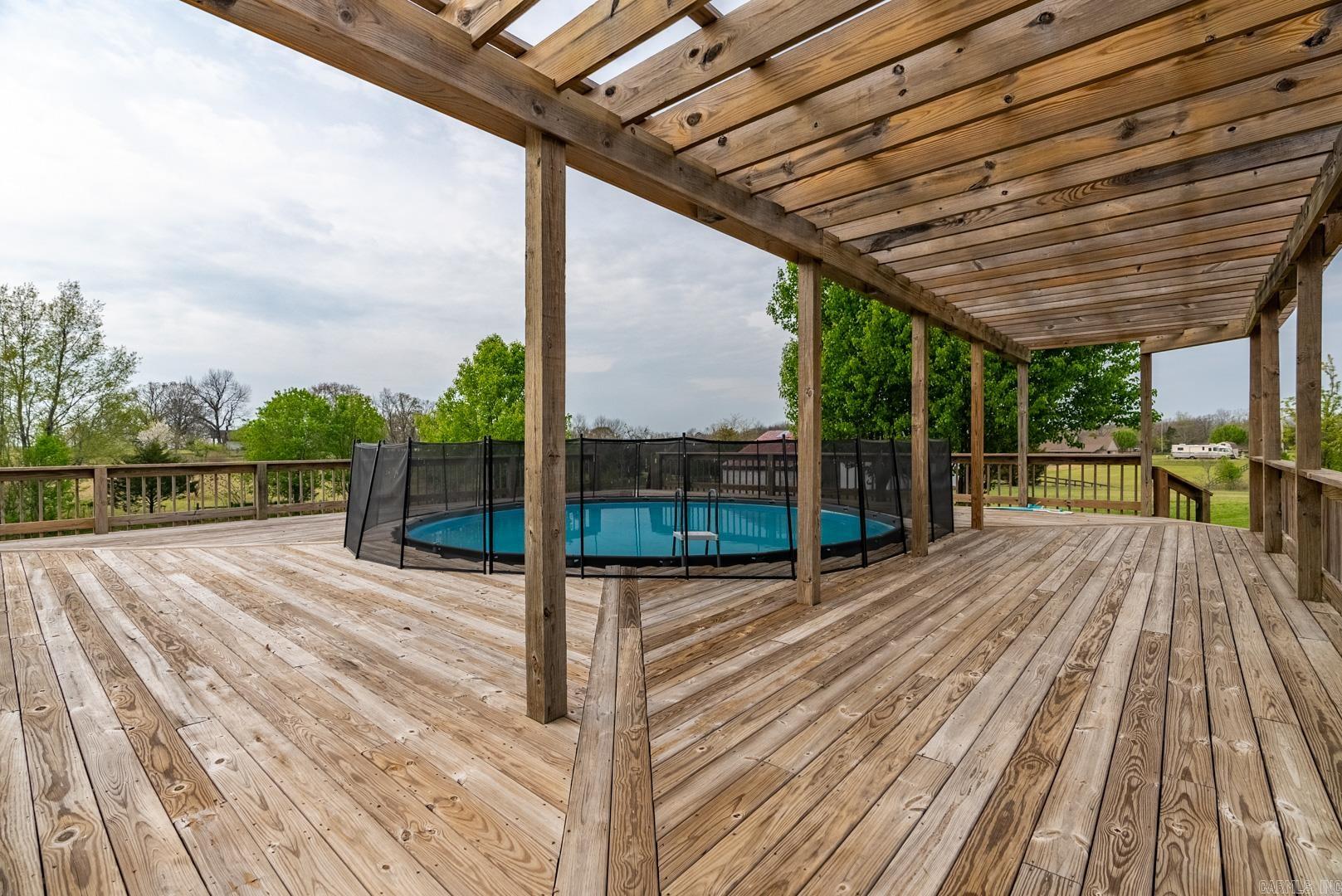 MILL CREEK EST - Residential