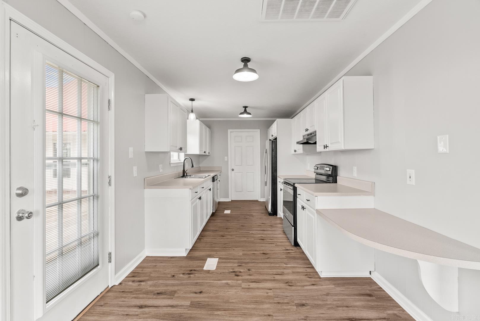 MILL CREEK EST - Residential