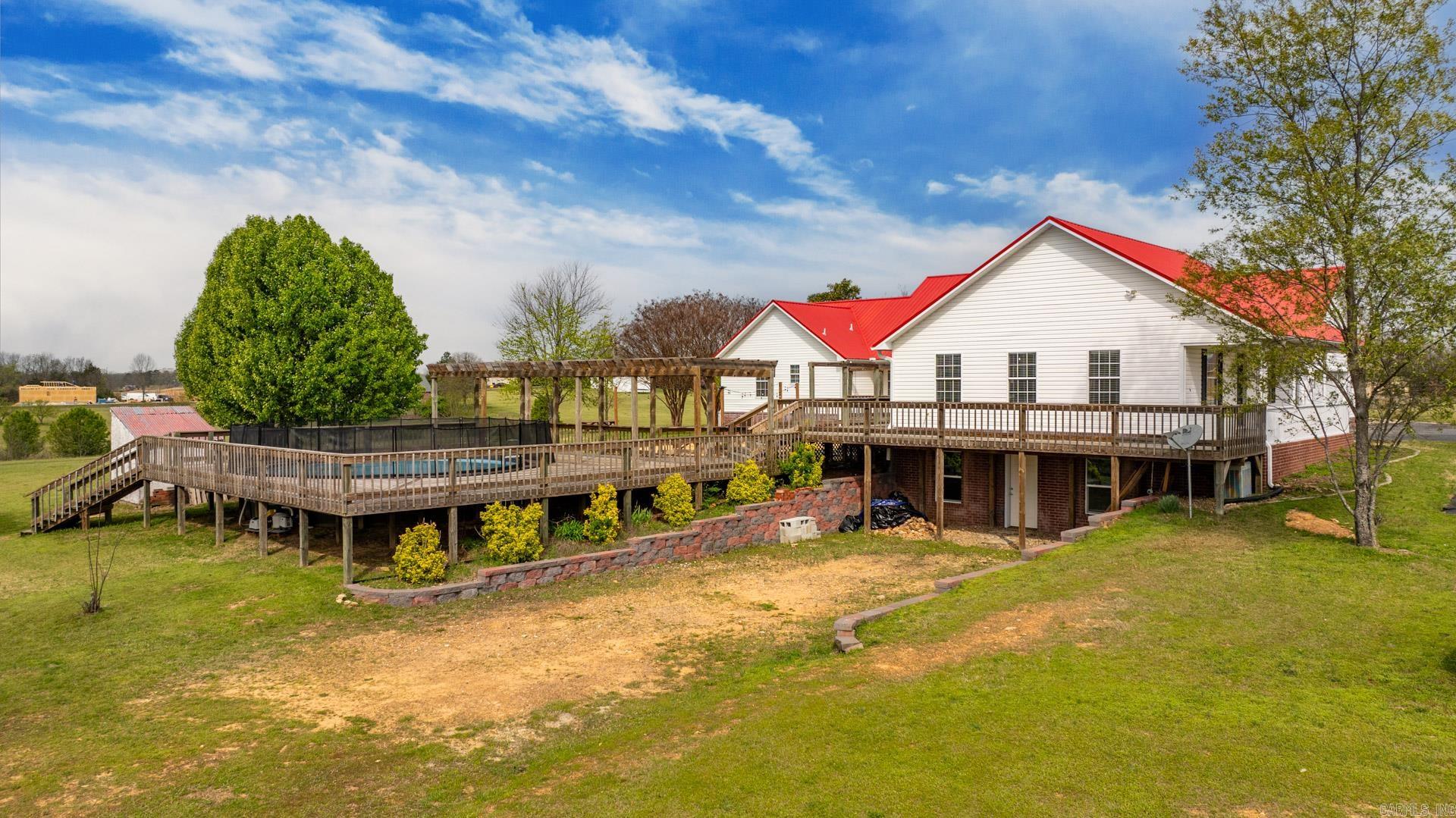 MILL CREEK EST - Residential