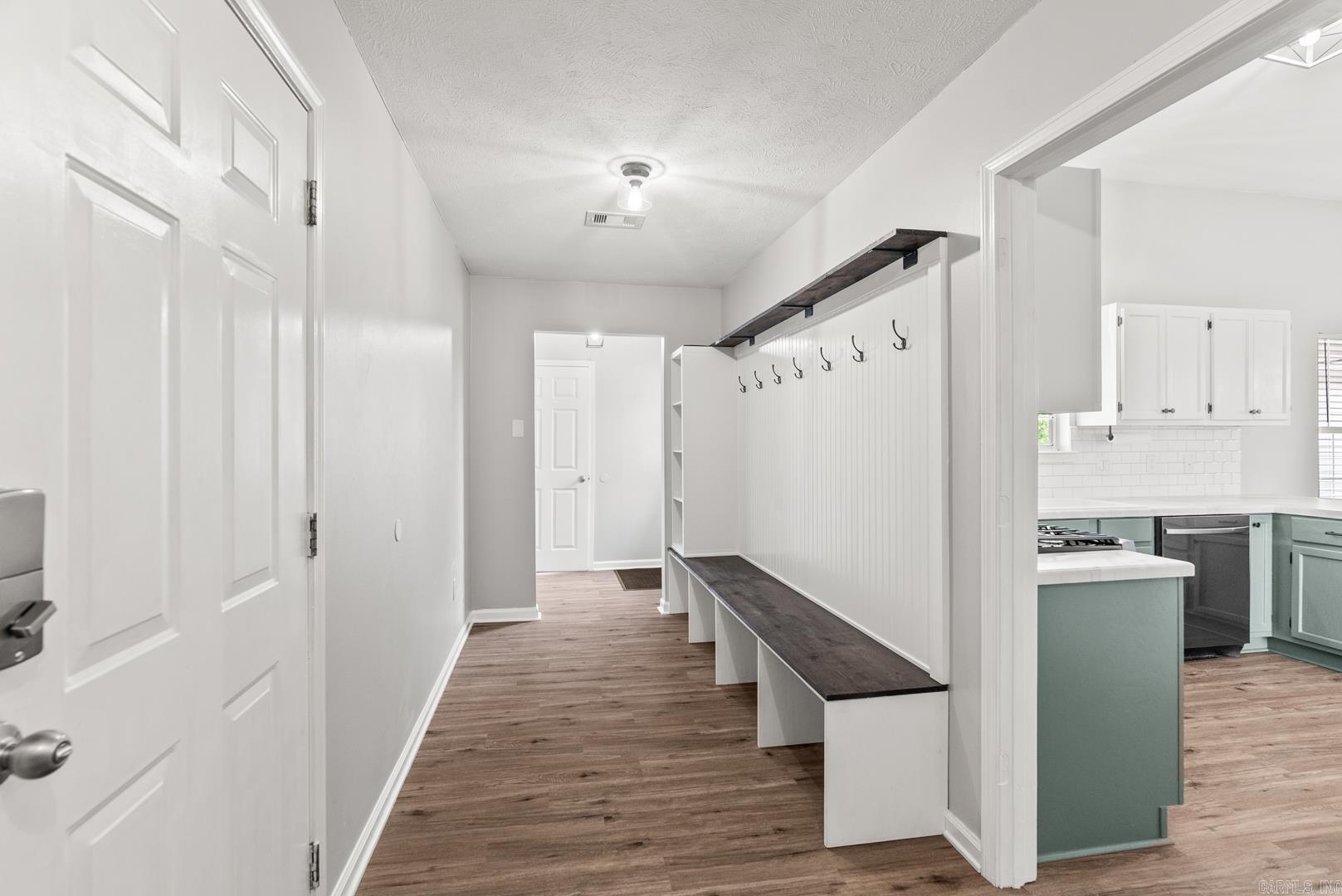 MILL CREEK EST - Residential