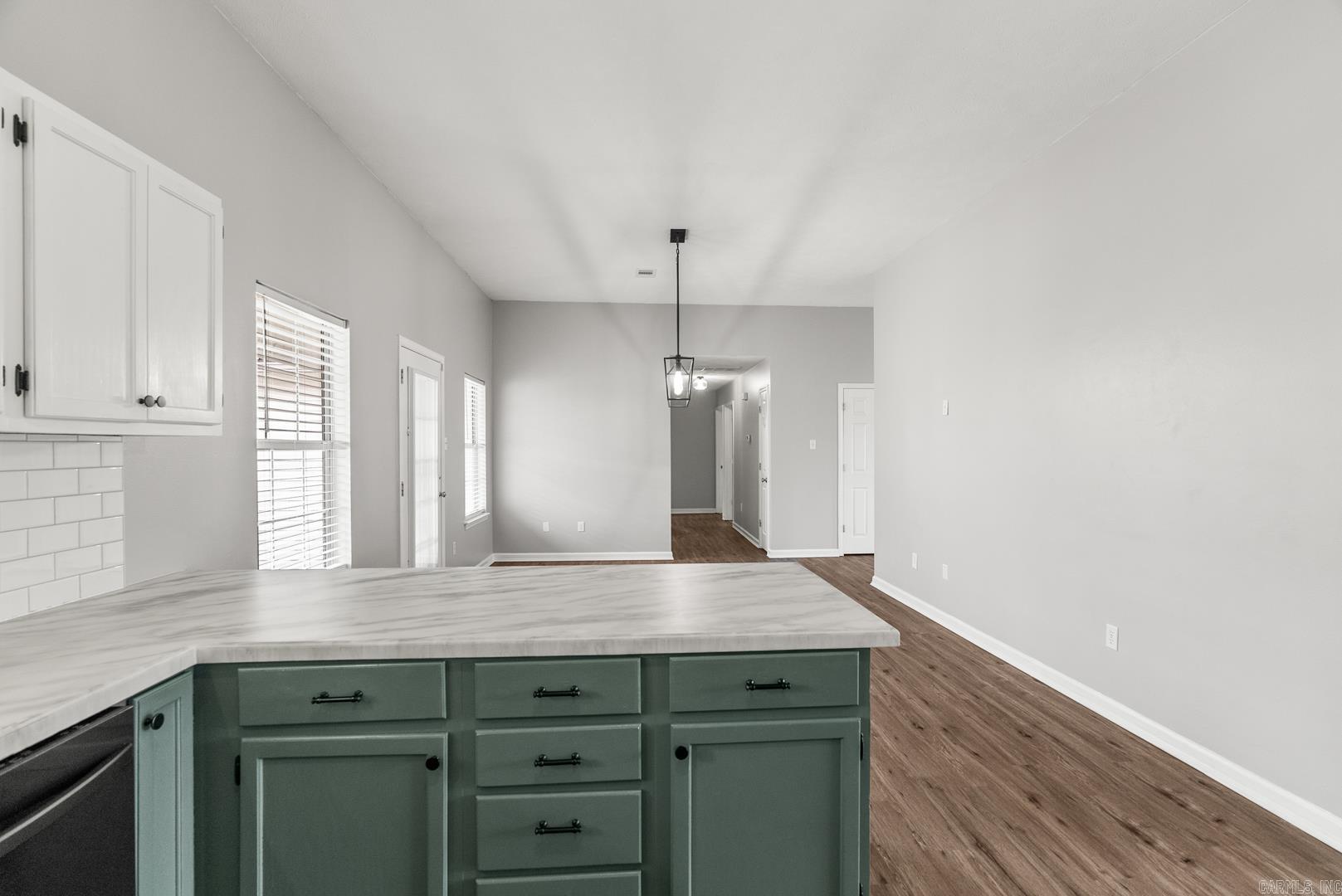 MILL CREEK EST - Residential