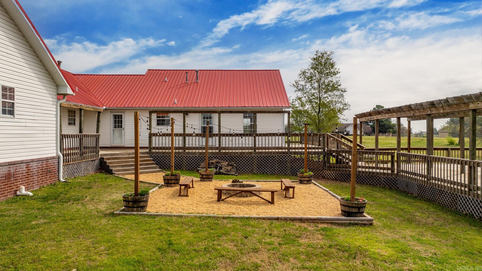 MILL CREEK EST - Residential