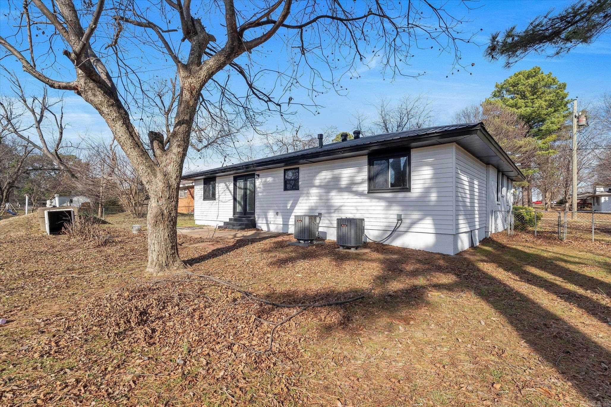 NOBLE ACRES - Residential