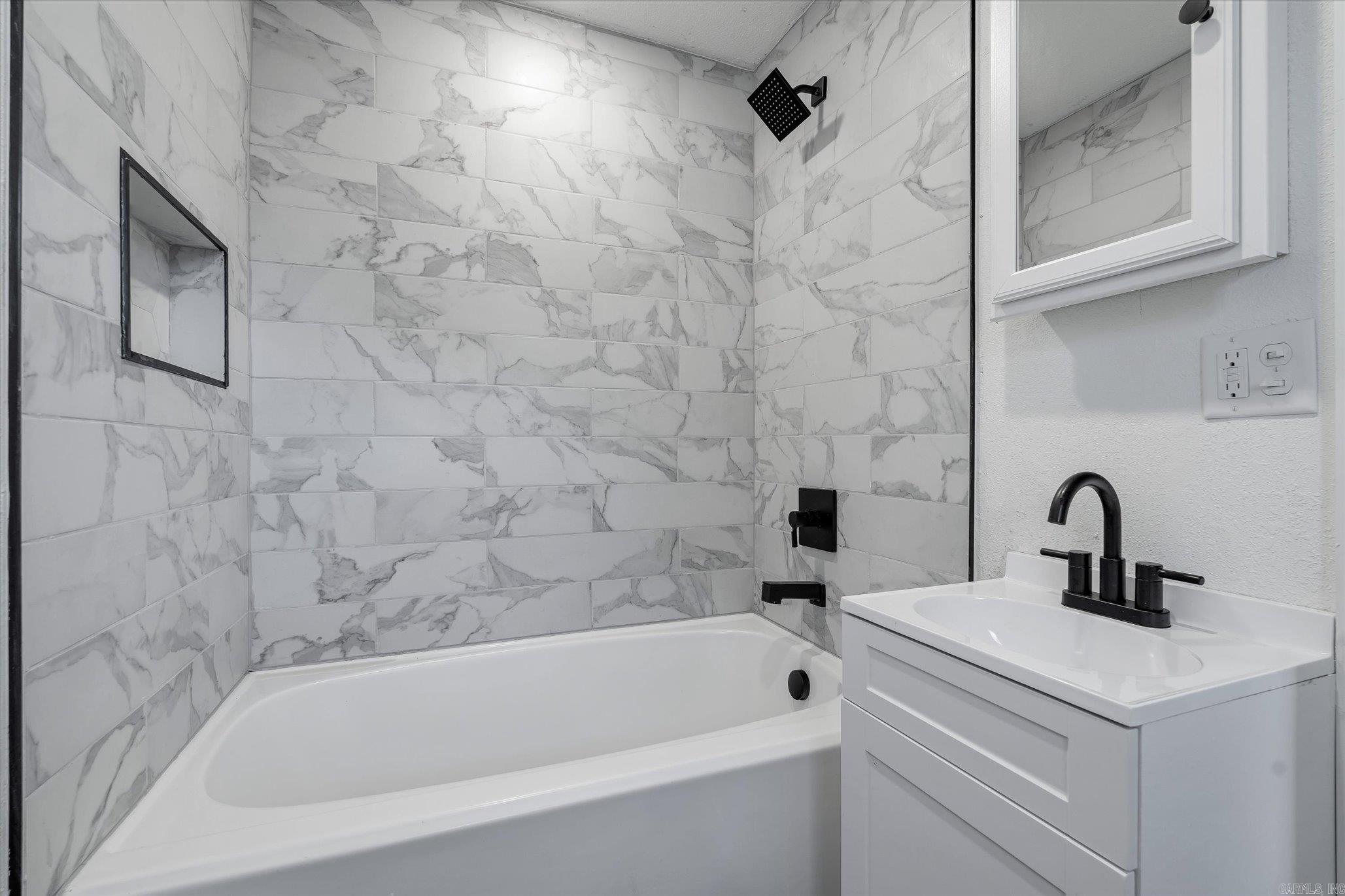 NOBLE ACRES - Residential