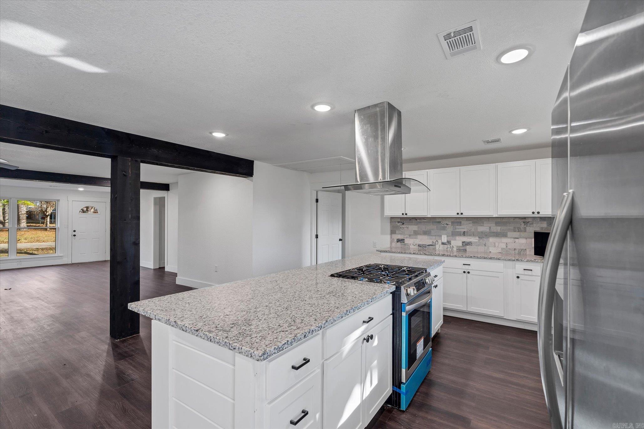 NOBLE ACRES - Residential