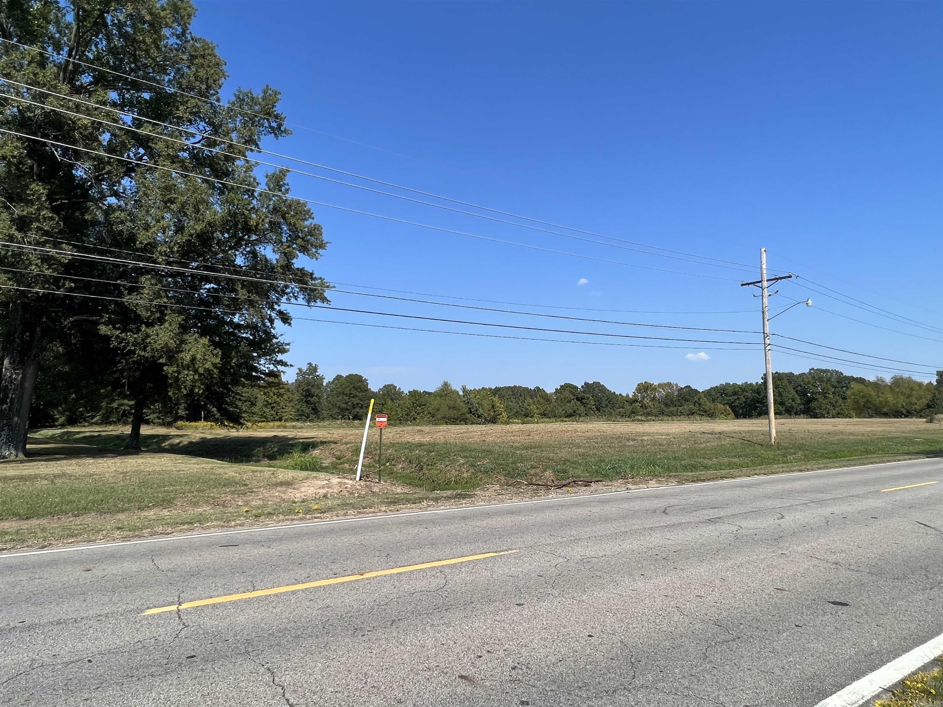 Searcy Outlots - Land