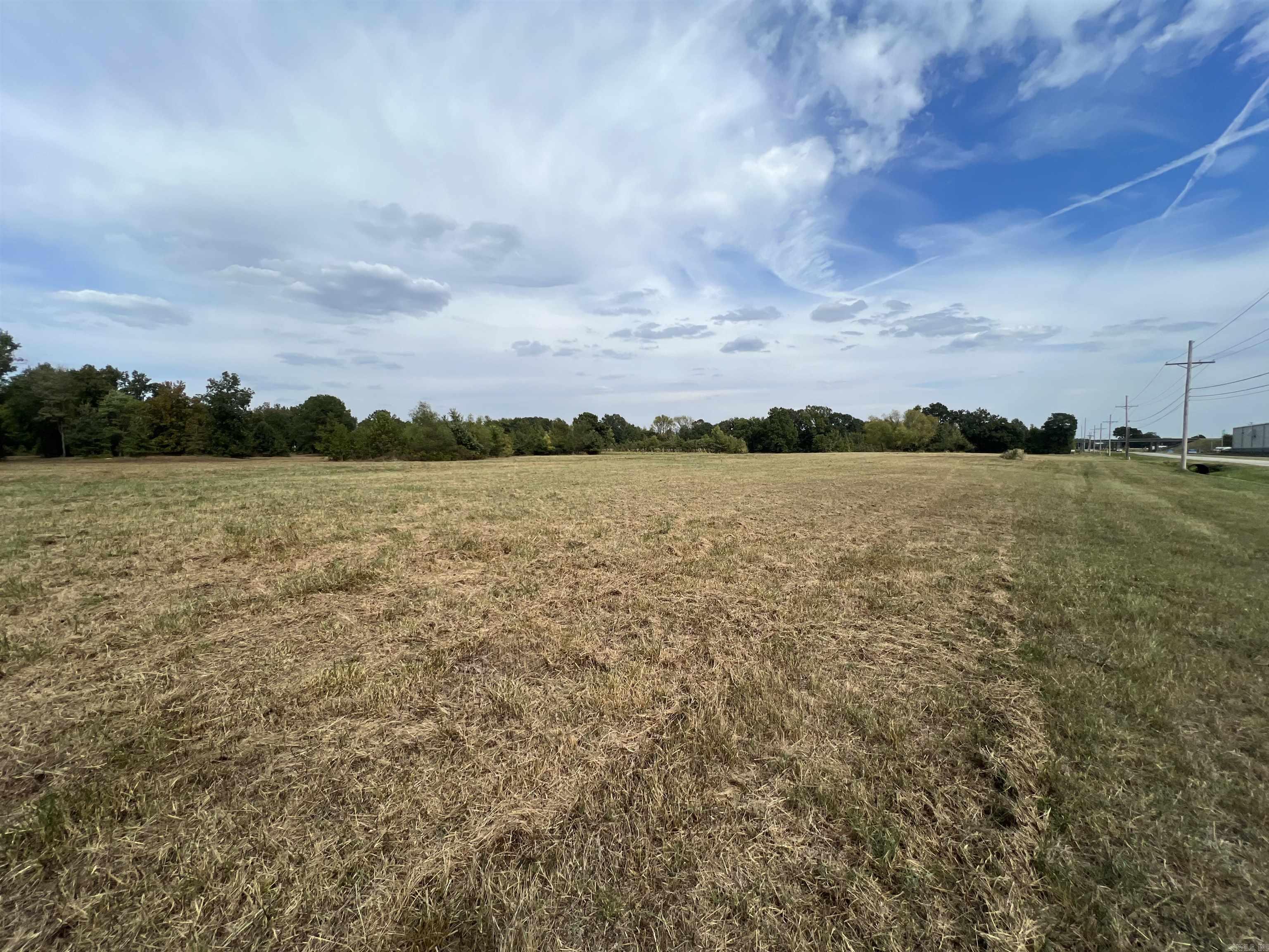 Searcy Outlots - Land