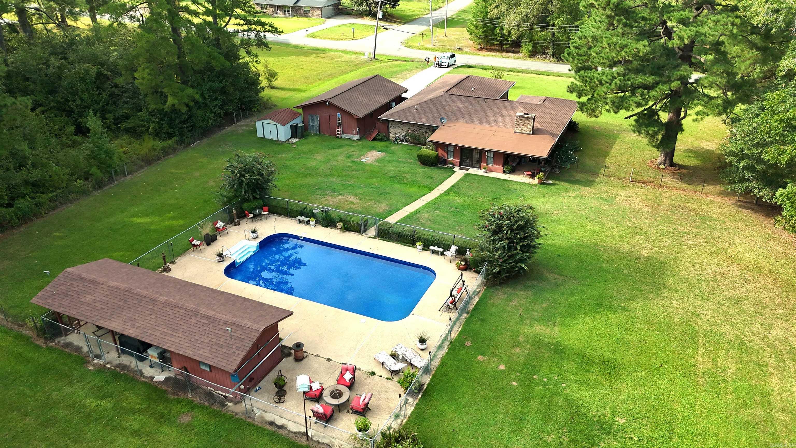 OAK LAWN ESTATES - Residential