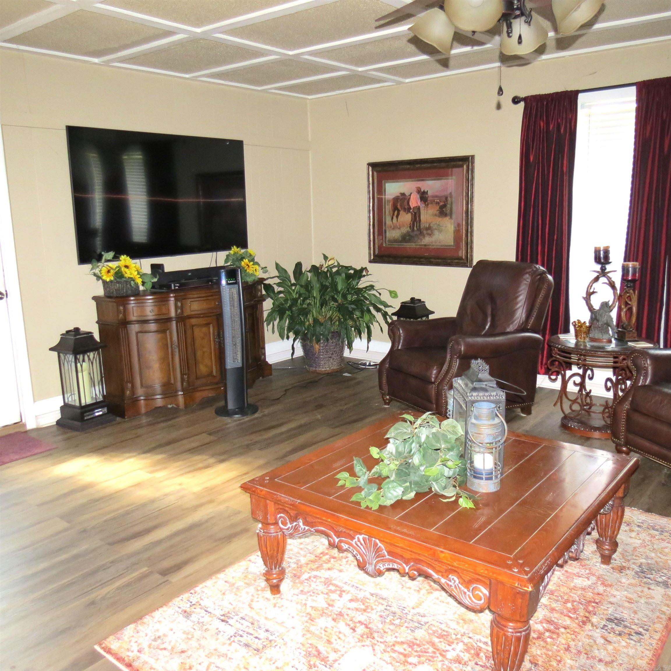 OAK LAWN ESTATES - Residential