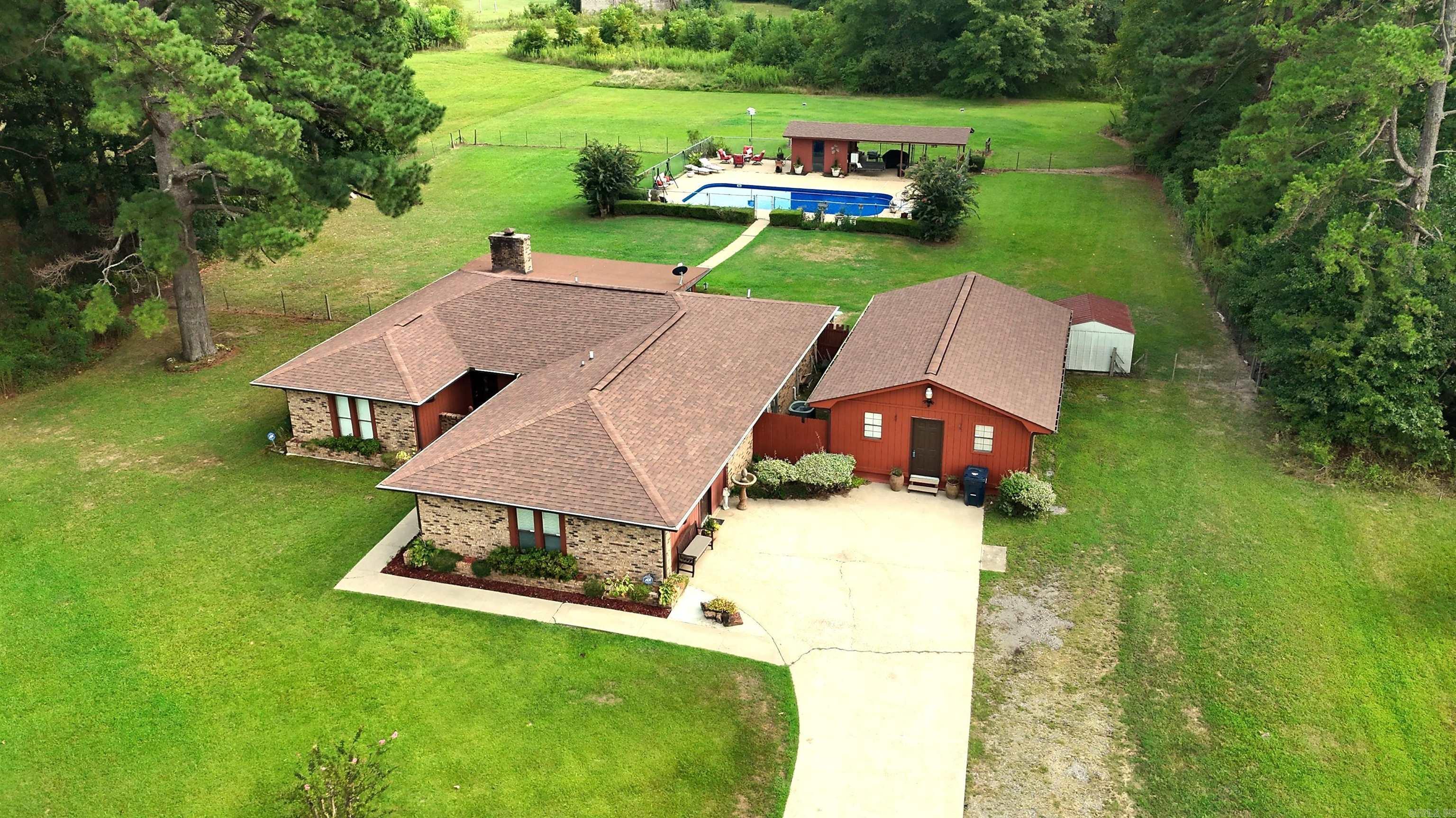 OAK LAWN ESTATES - Residential