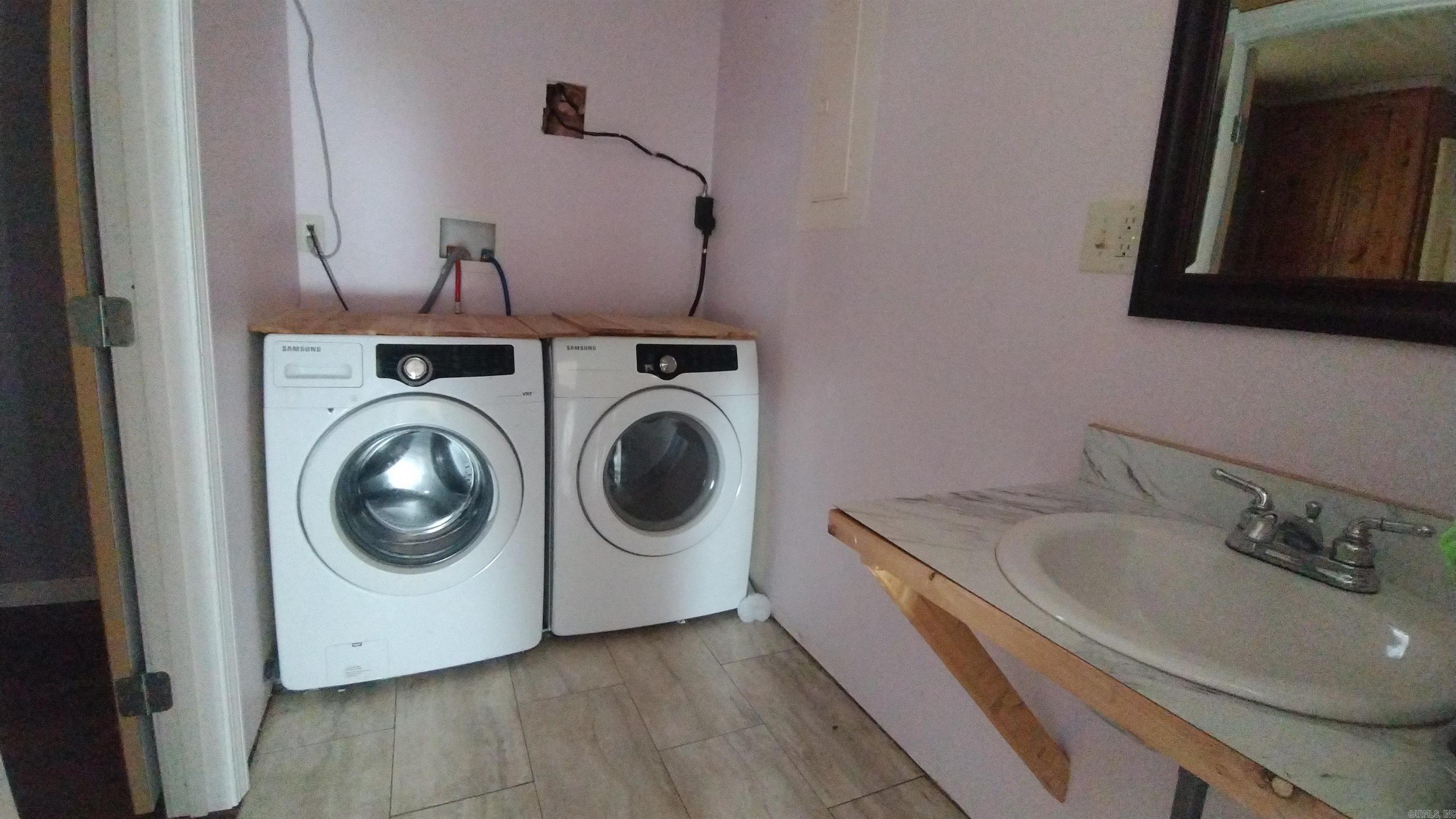 Lakevievv - Residential