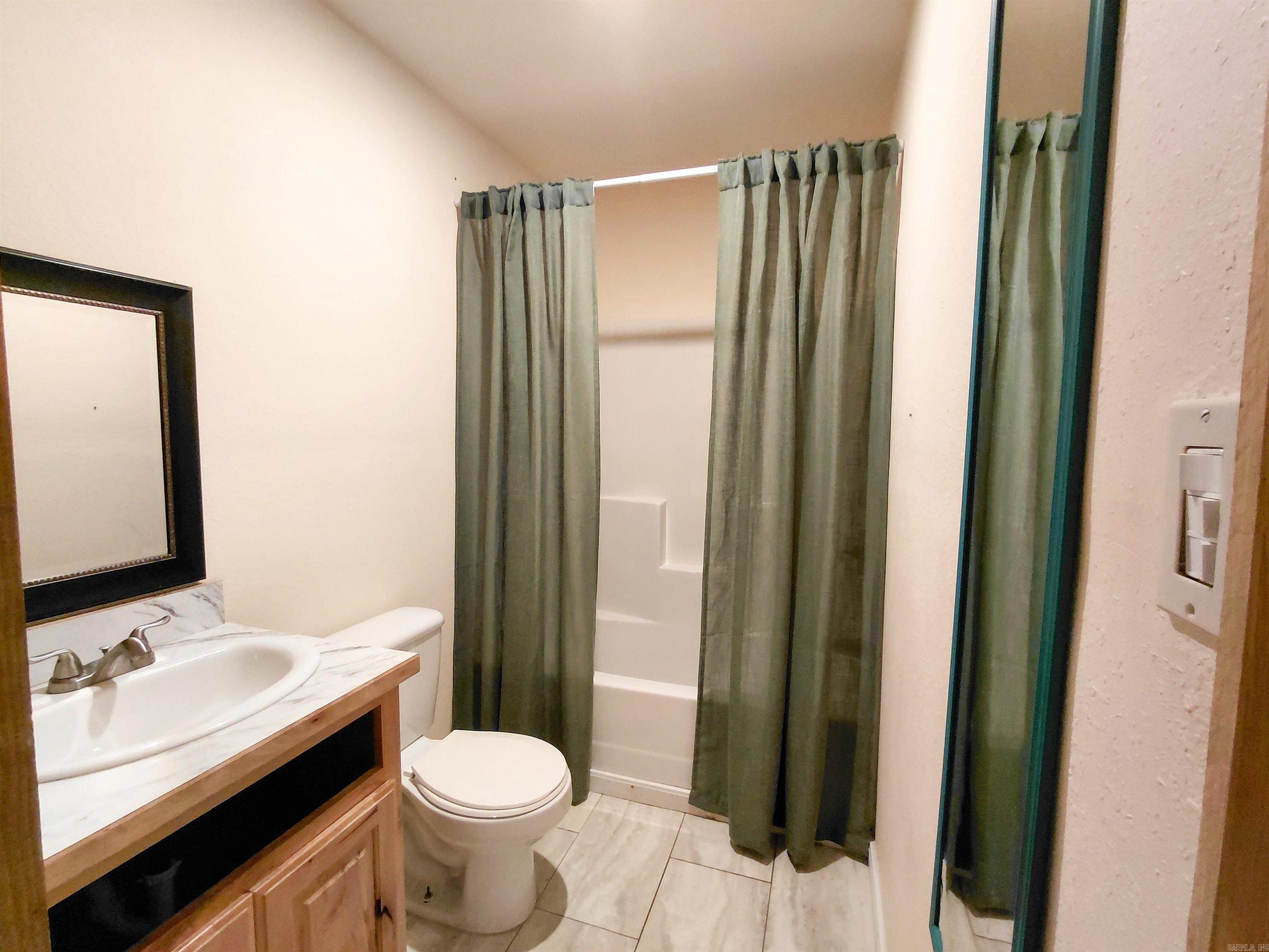 Lakevievv - Residential