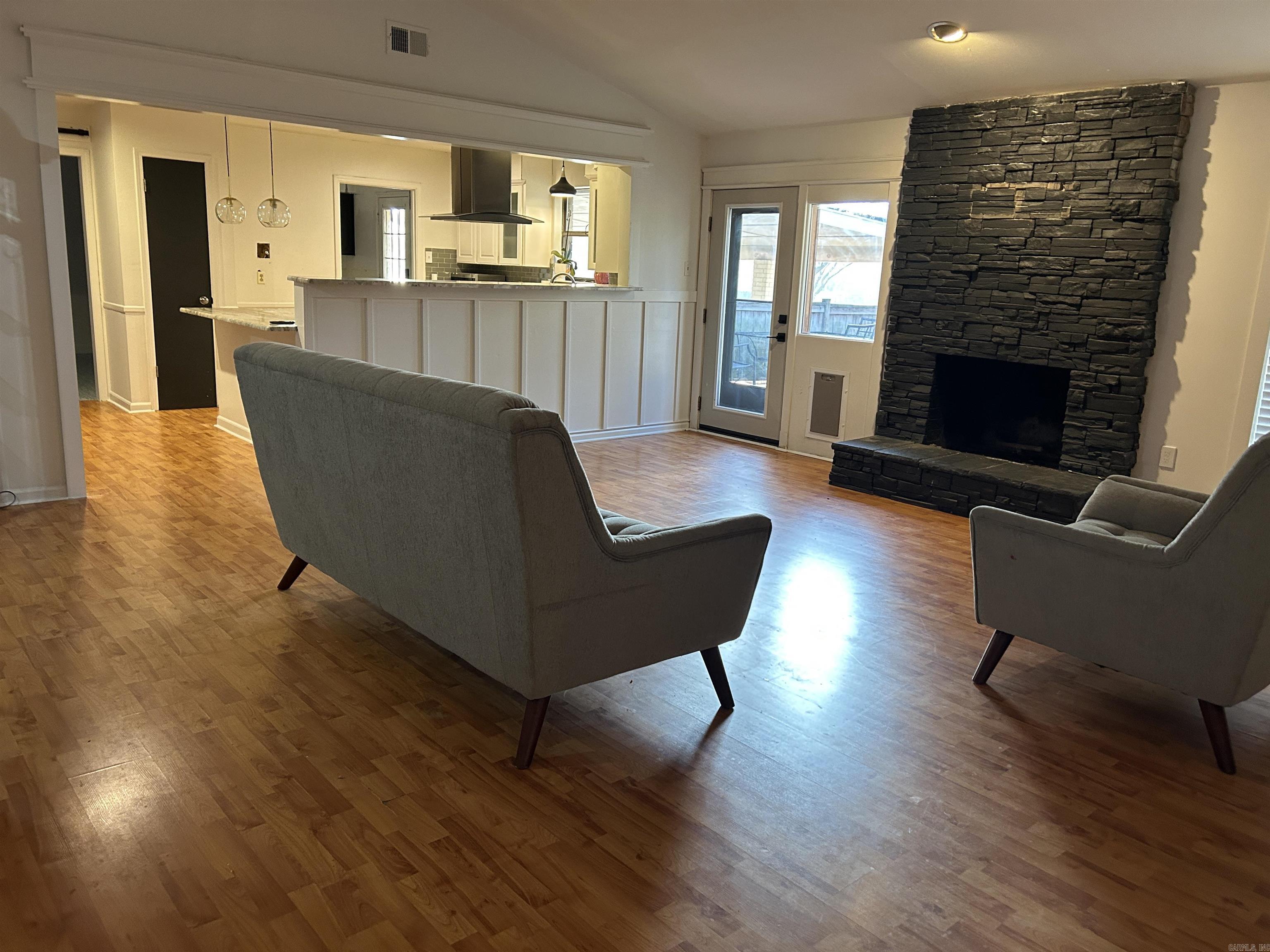 TUCKER CREEK - Residential