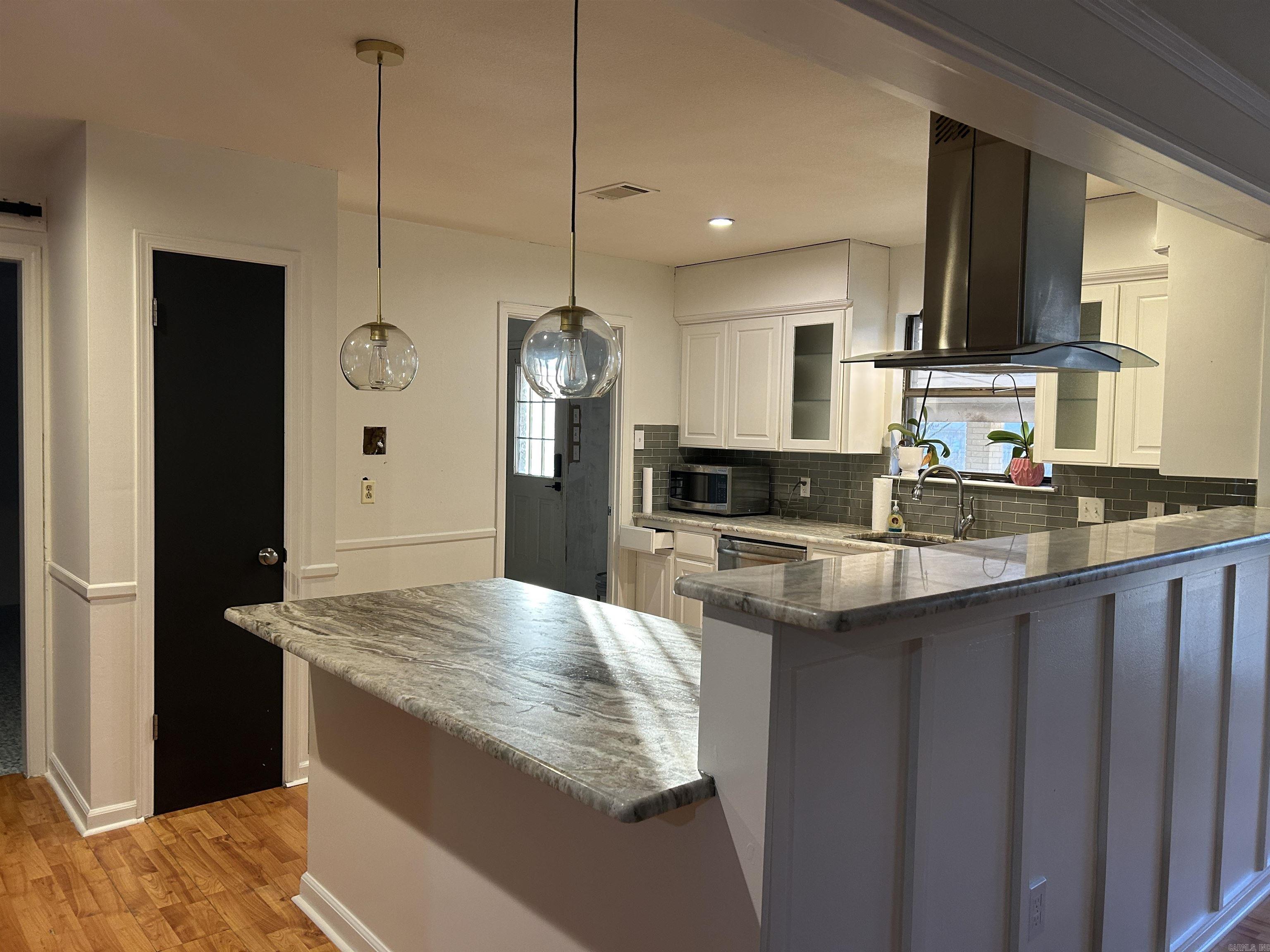 TUCKER CREEK - Residential