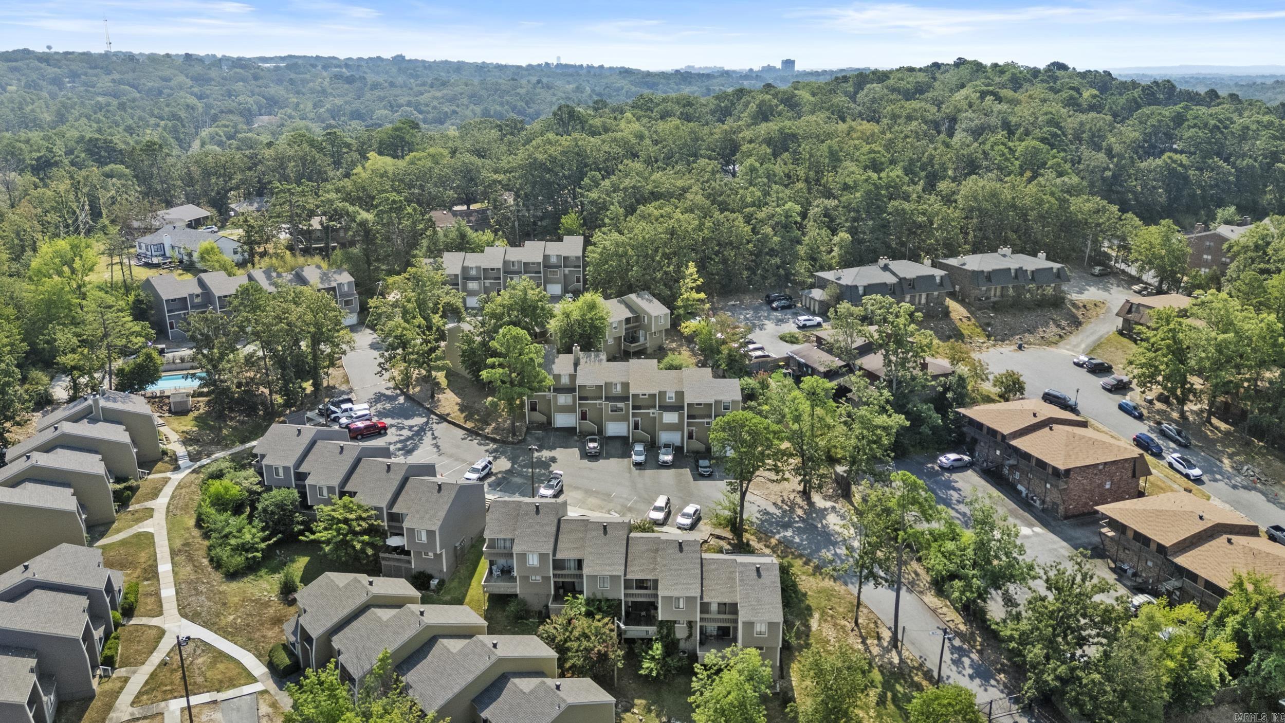 TAMARACK PINES APTS - Residential