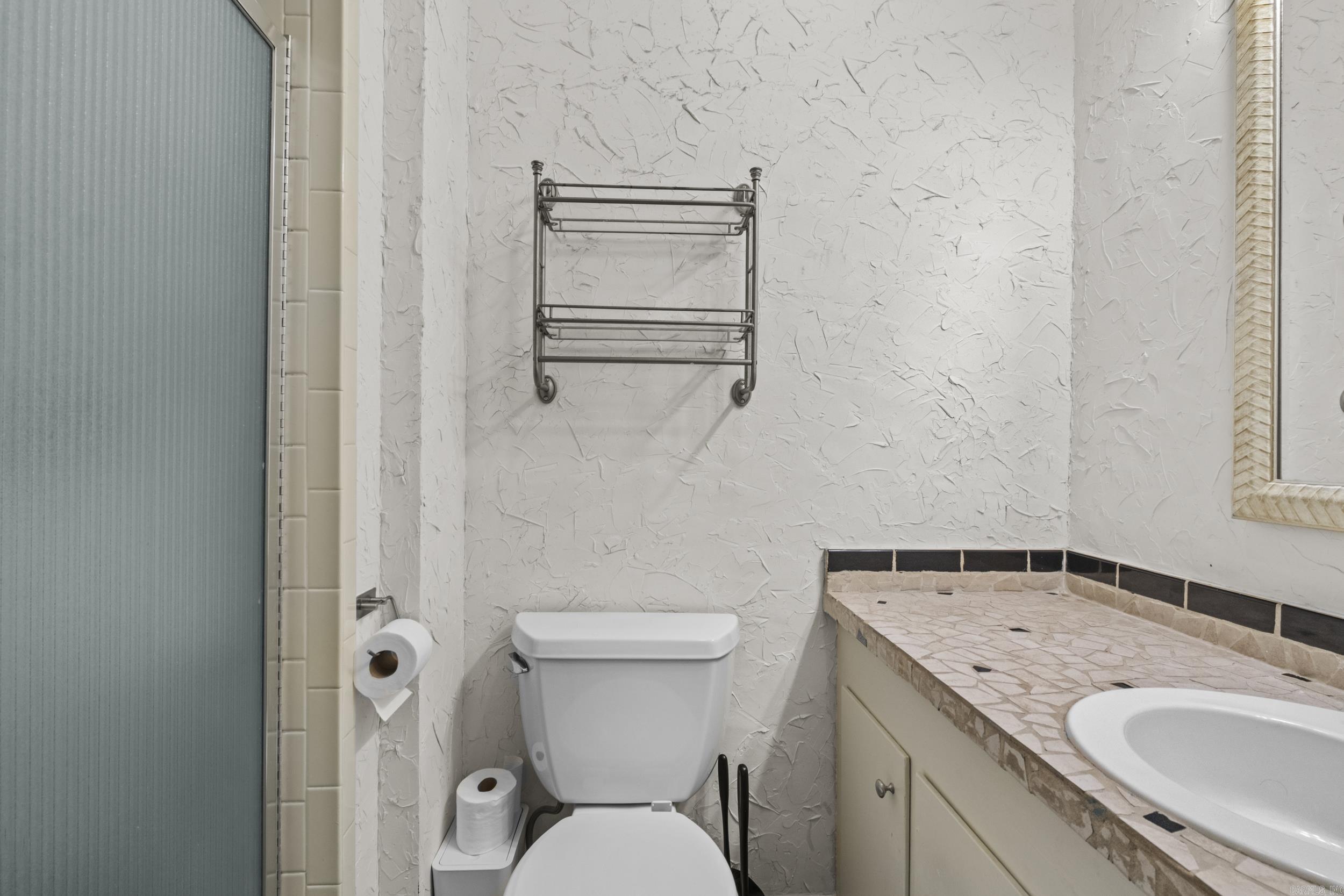 TAMARACK PINES APTS - Residential