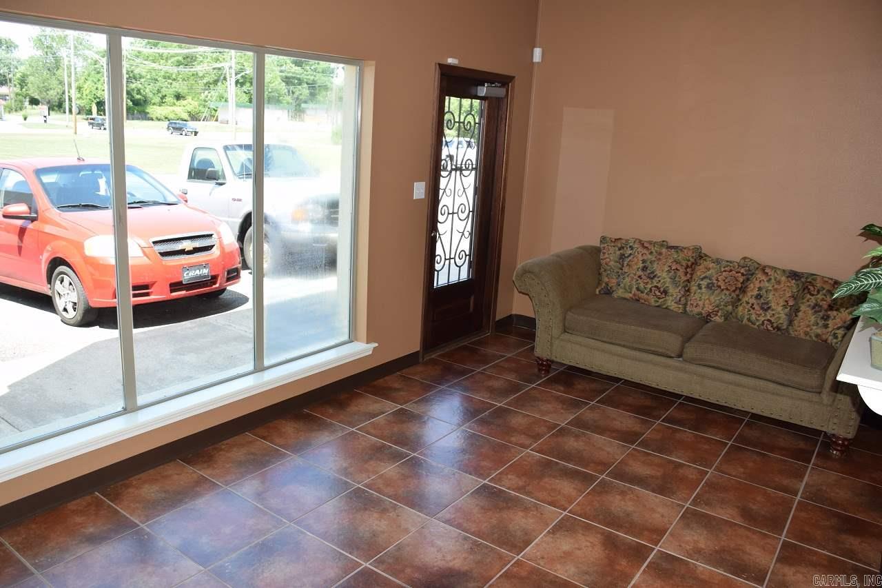 Woodruff - Commercial Sale