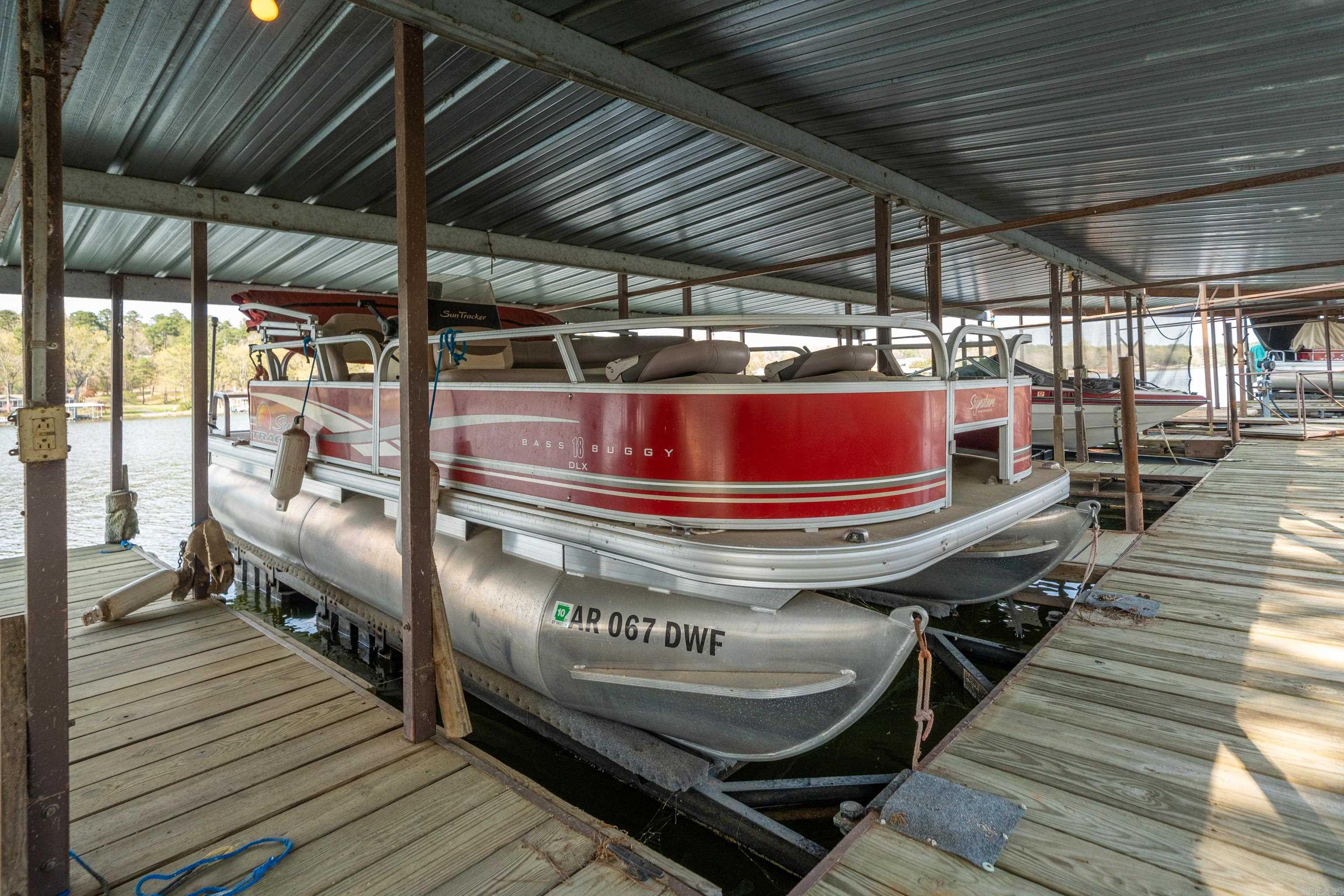 LAKELAND LODGE HPR - Residential