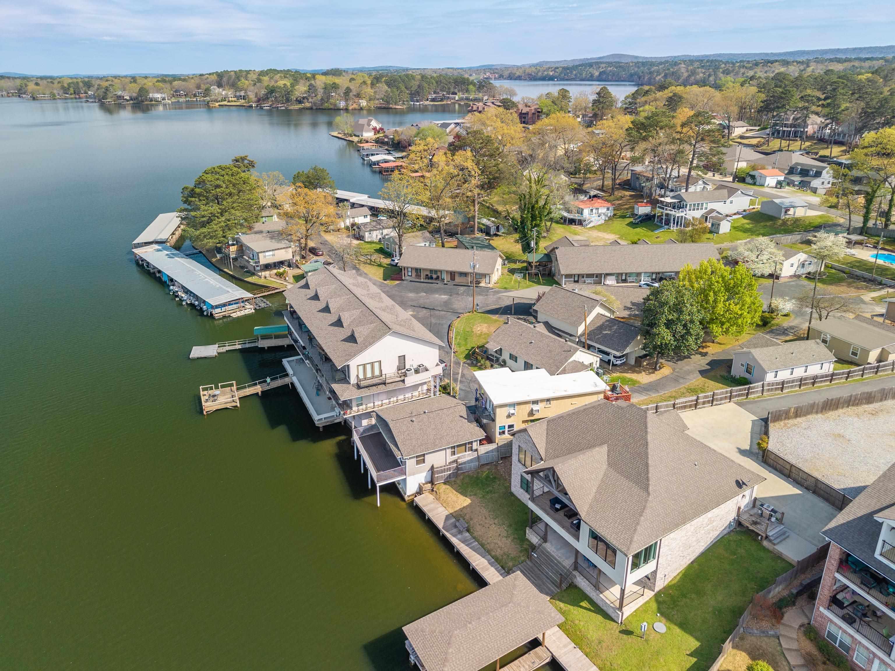 LAKELAND LODGE HPR - Residential