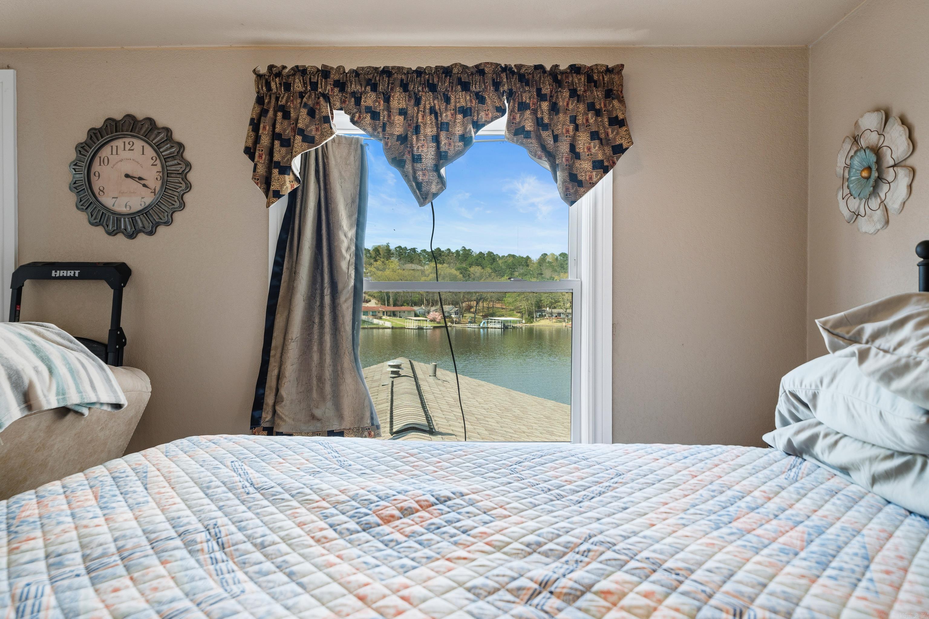 LAKELAND LODGE HPR - Residential