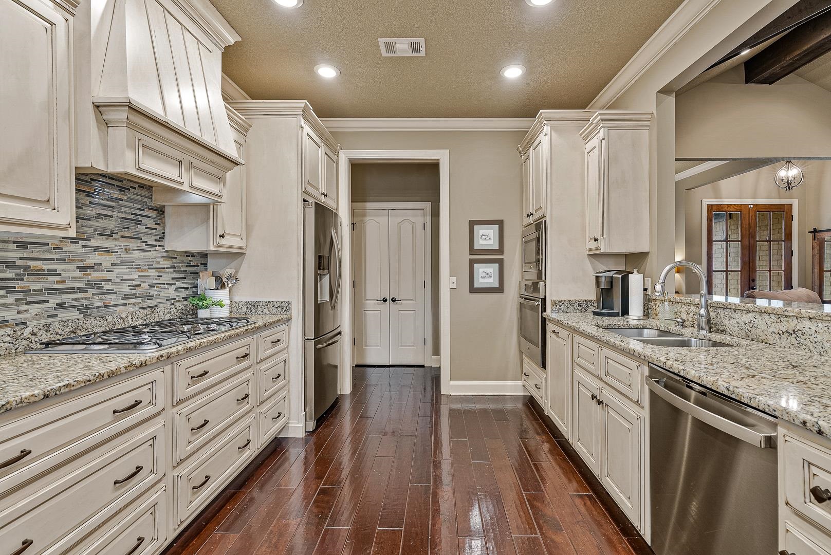 ABIGAIL CROSSING - Residential