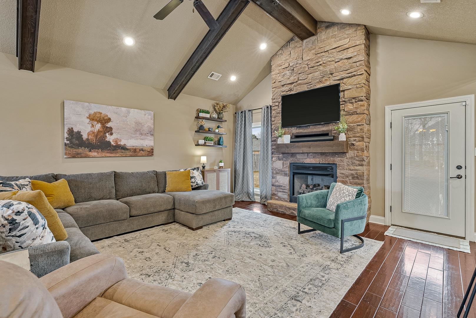 ABIGAIL CROSSING - Residential