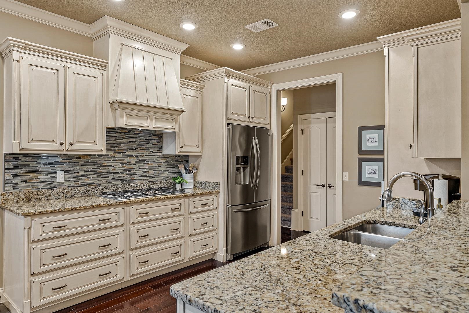 ABIGAIL CROSSING - Residential