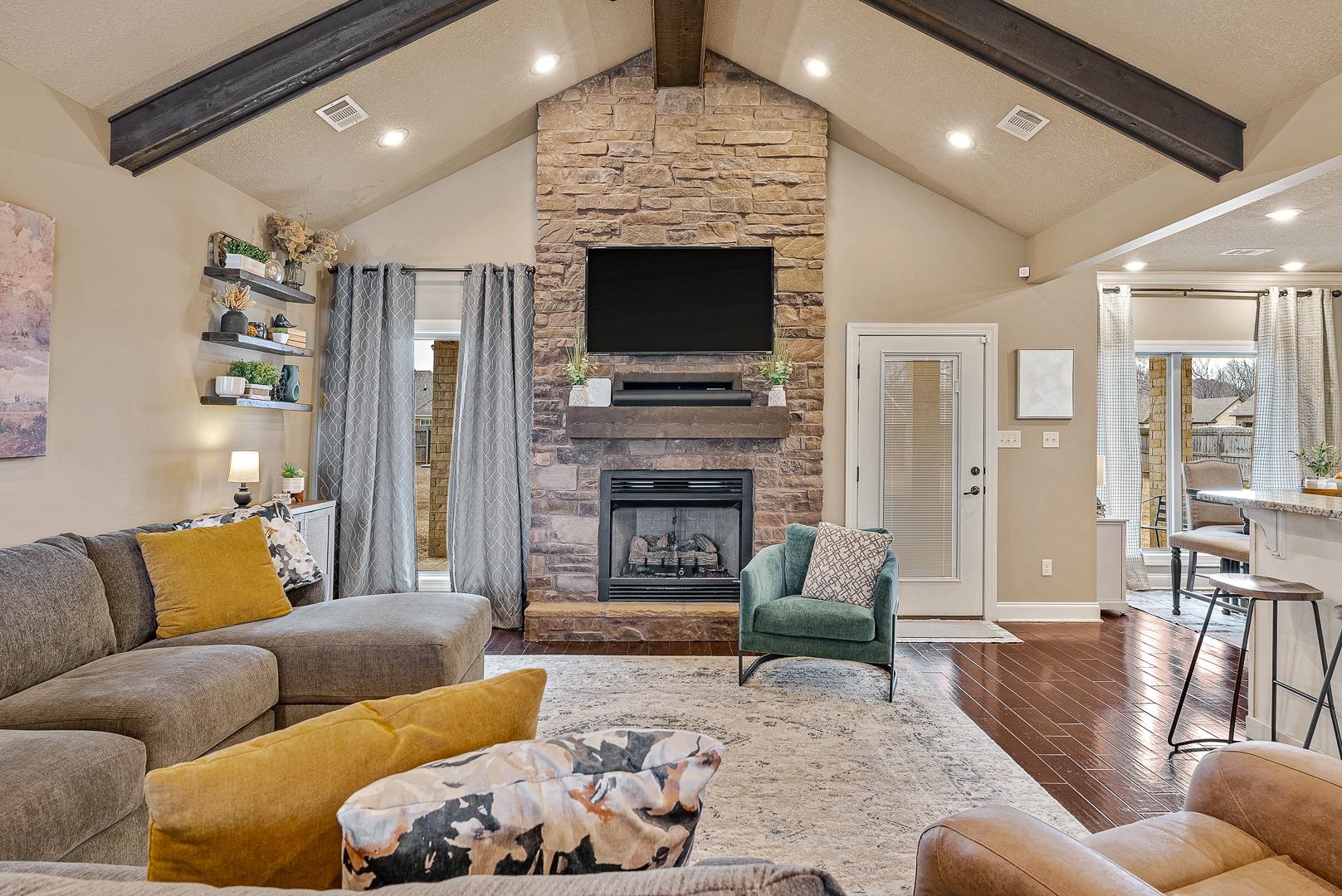 ABIGAIL CROSSING - Residential