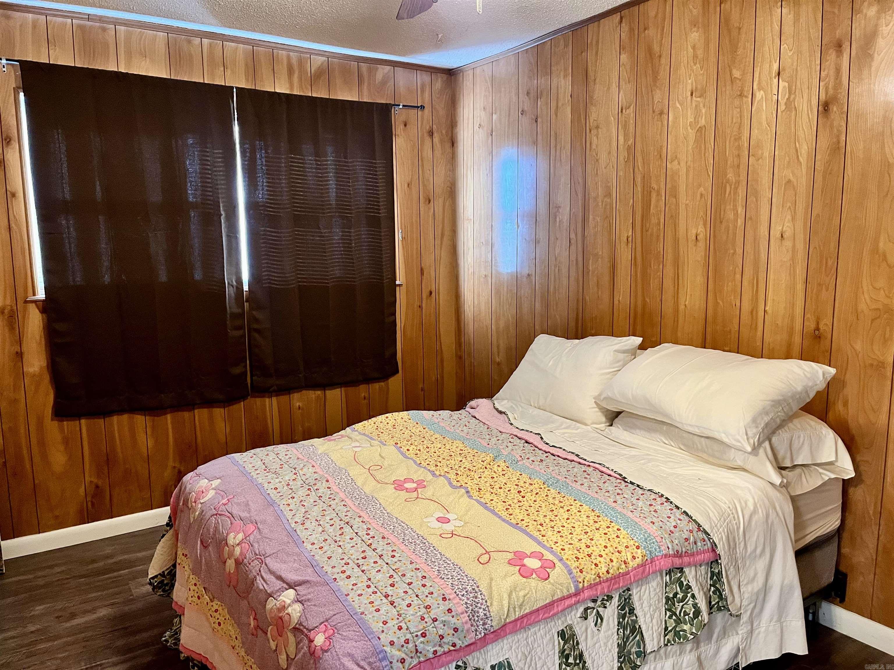 CATHERINE SHORES - Residential