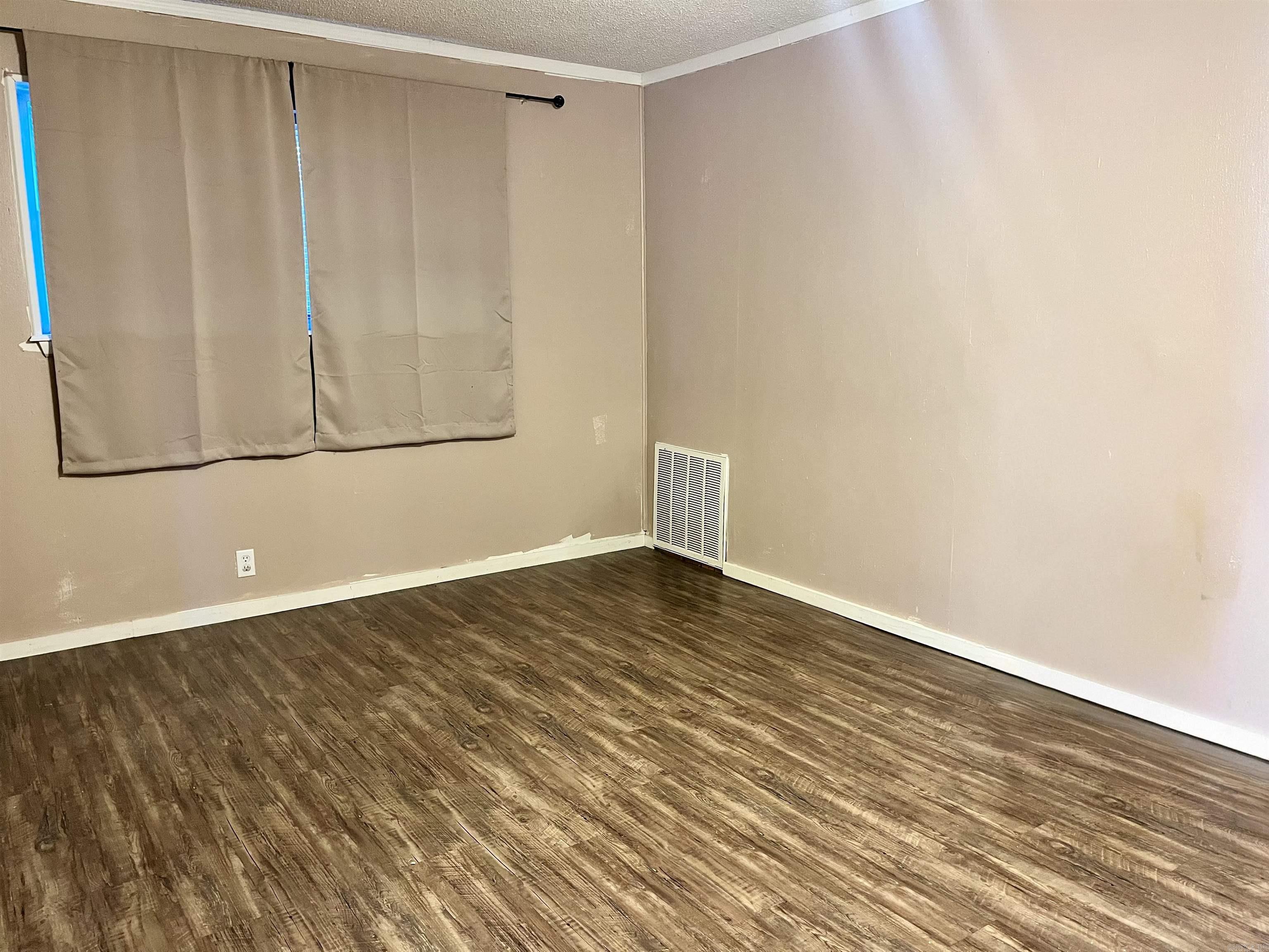 CATHERINE SHORES - Residential