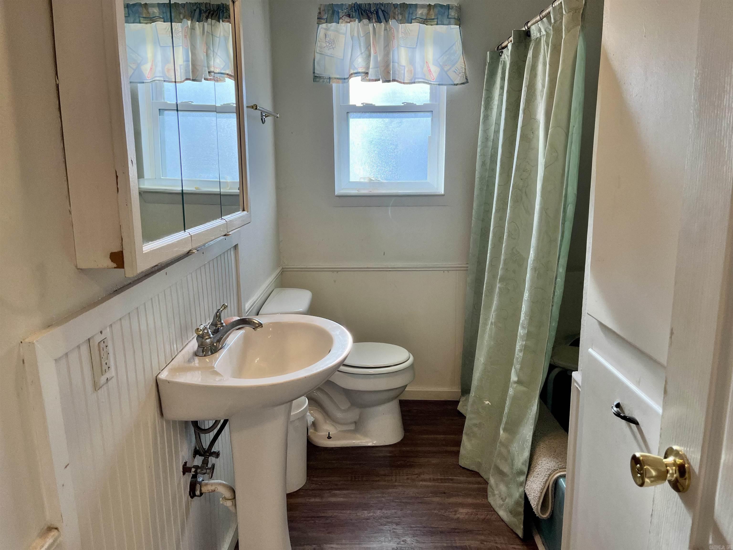 CATHERINE SHORES - Residential