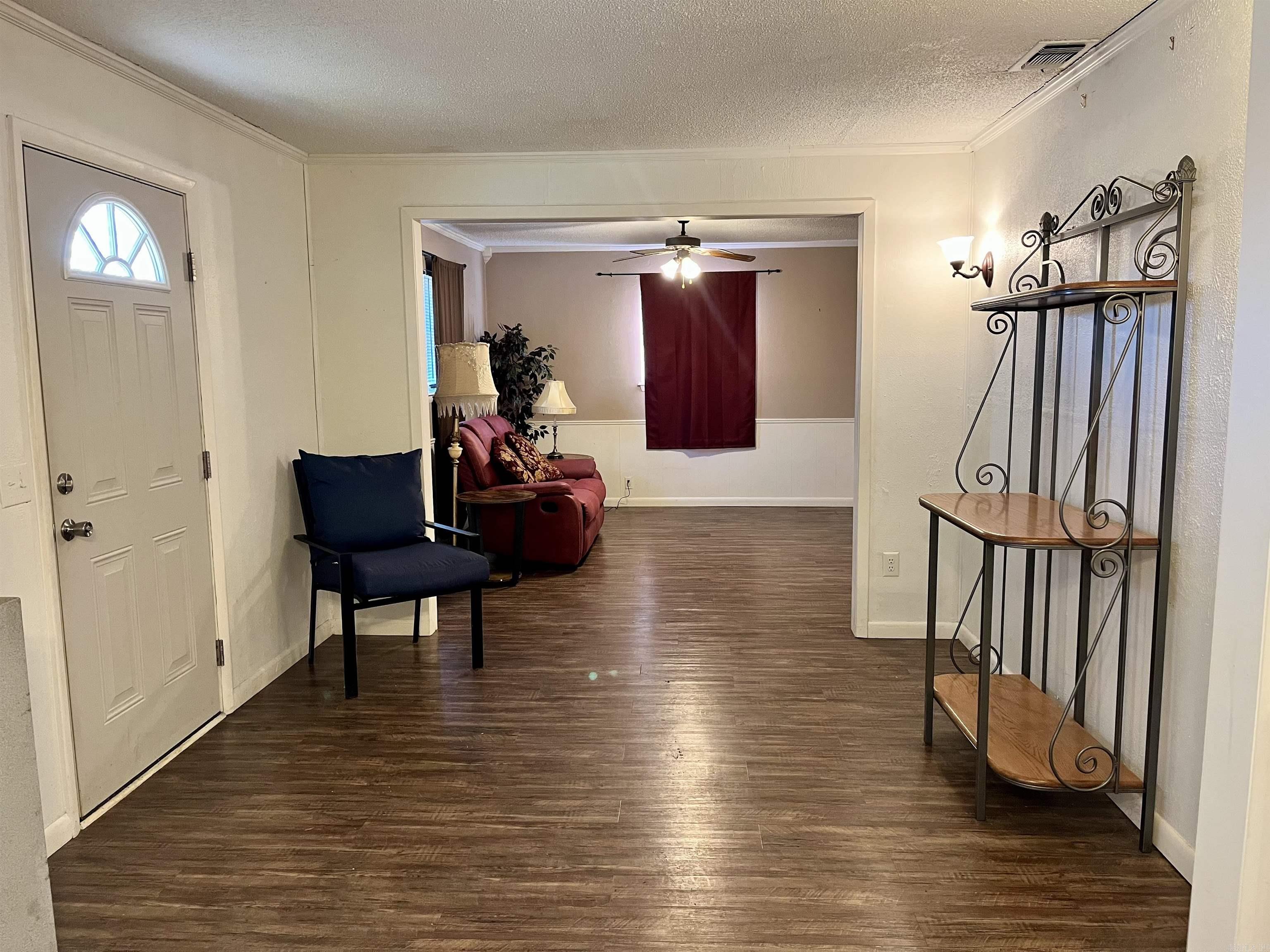 CATHERINE SHORES - Residential