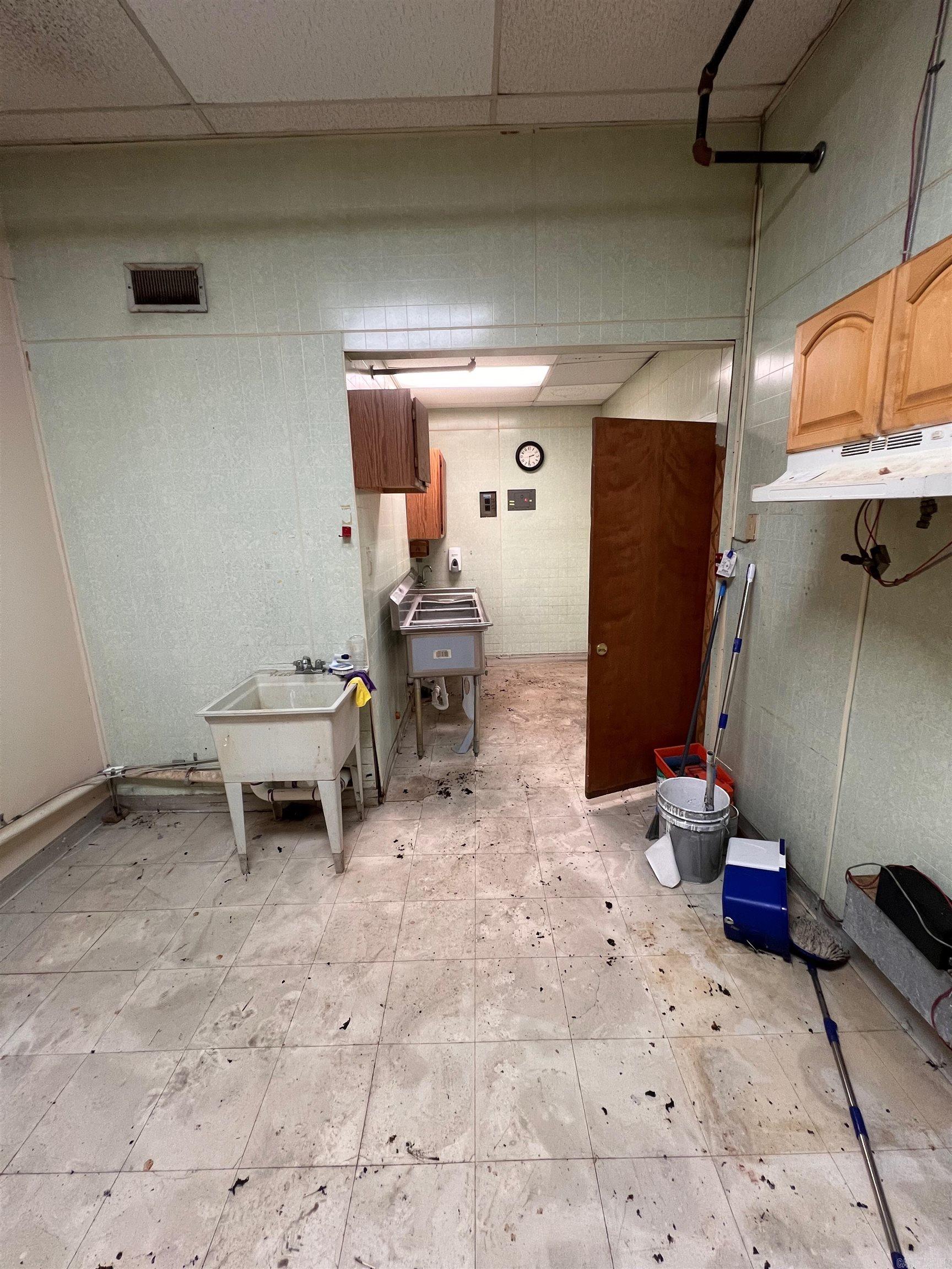 Westwood L1 - Commercial Sale