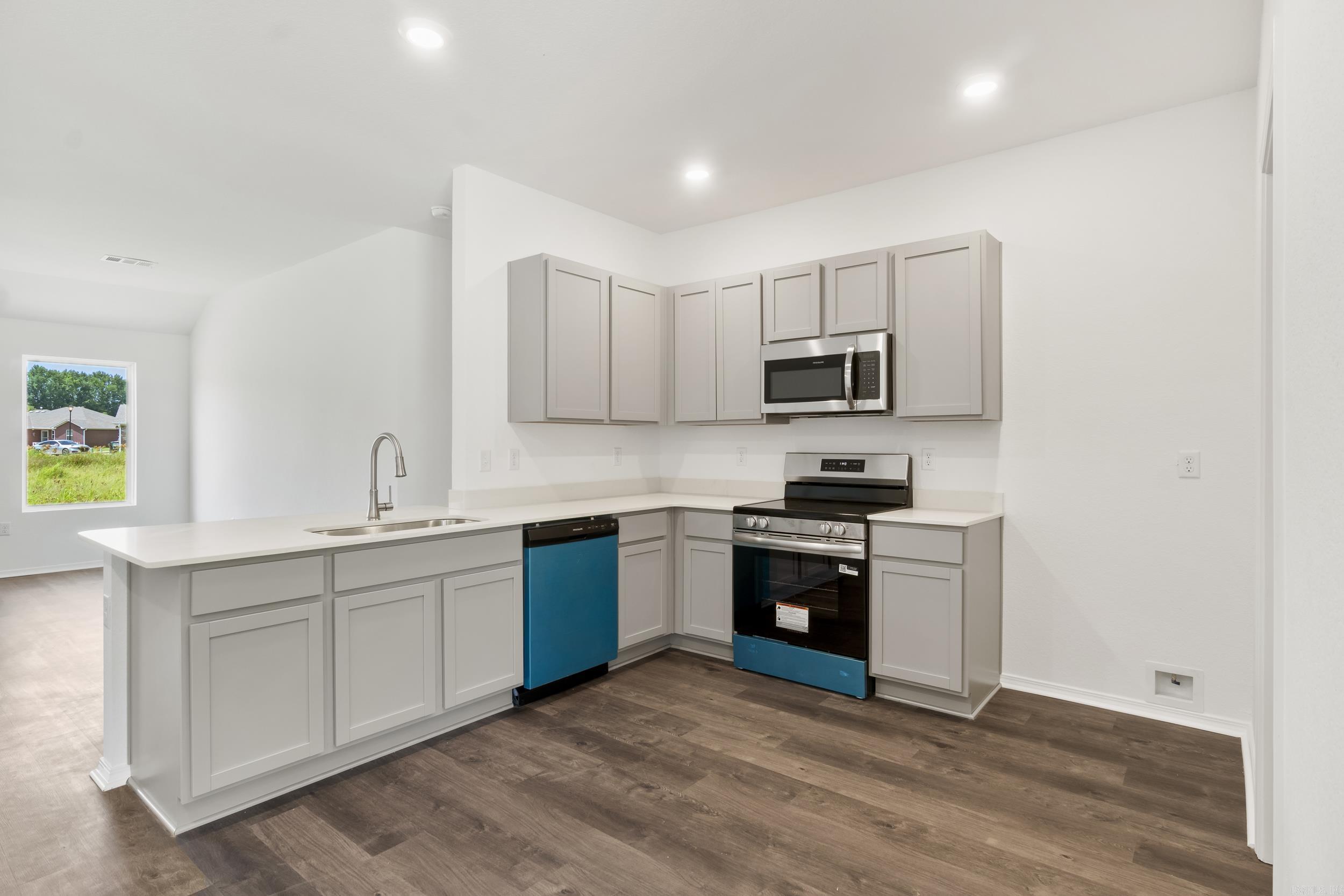 TERRENCE COVE - Residential