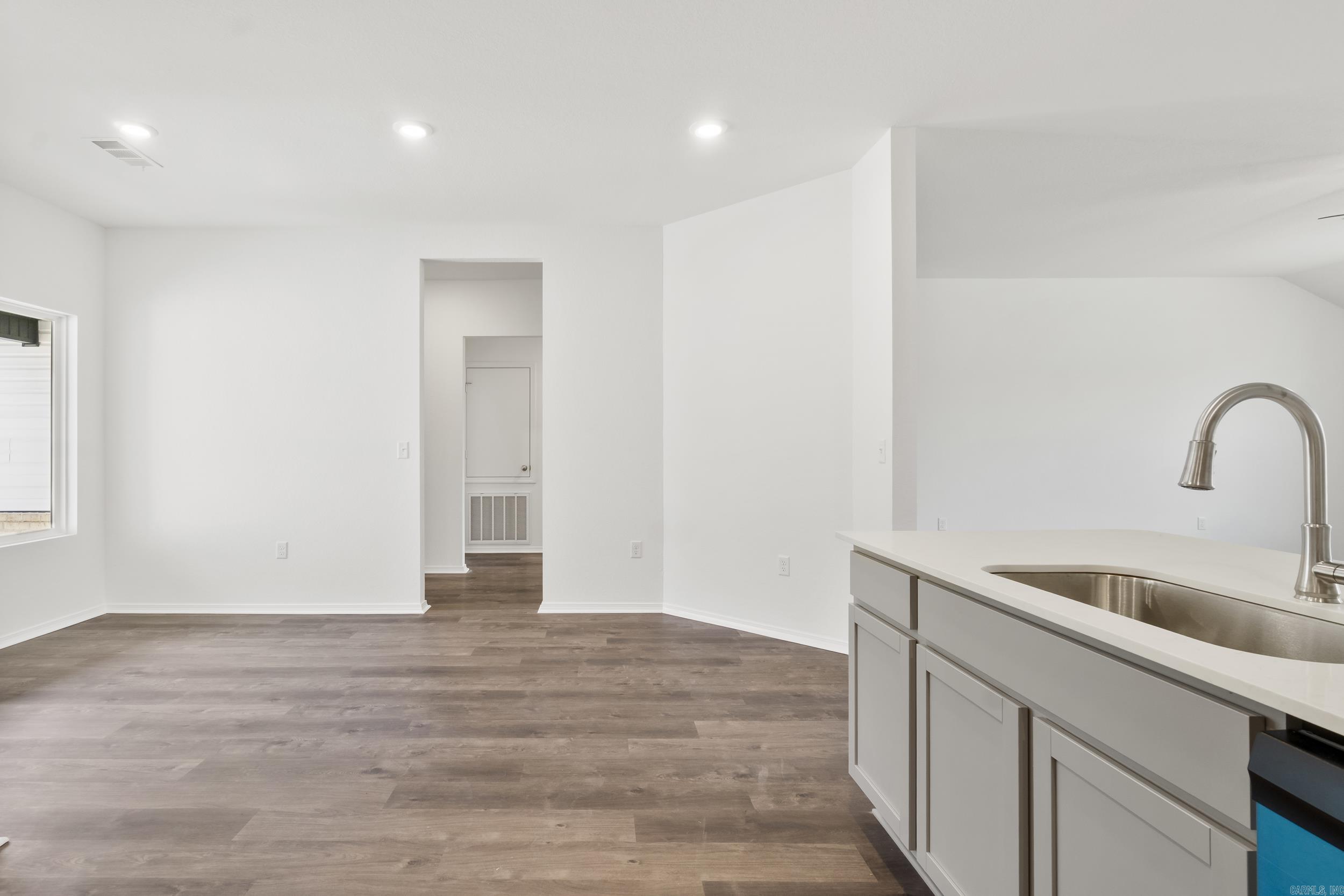 TERRENCE COVE - Residential