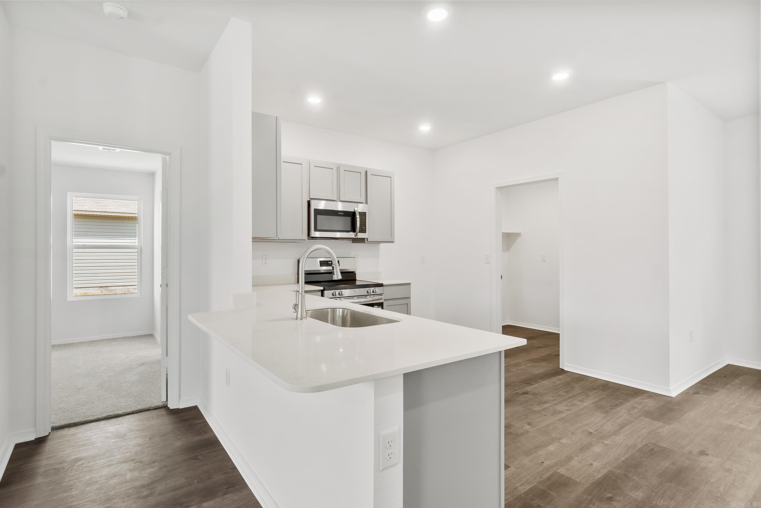 TERRENCE COVE - Residential