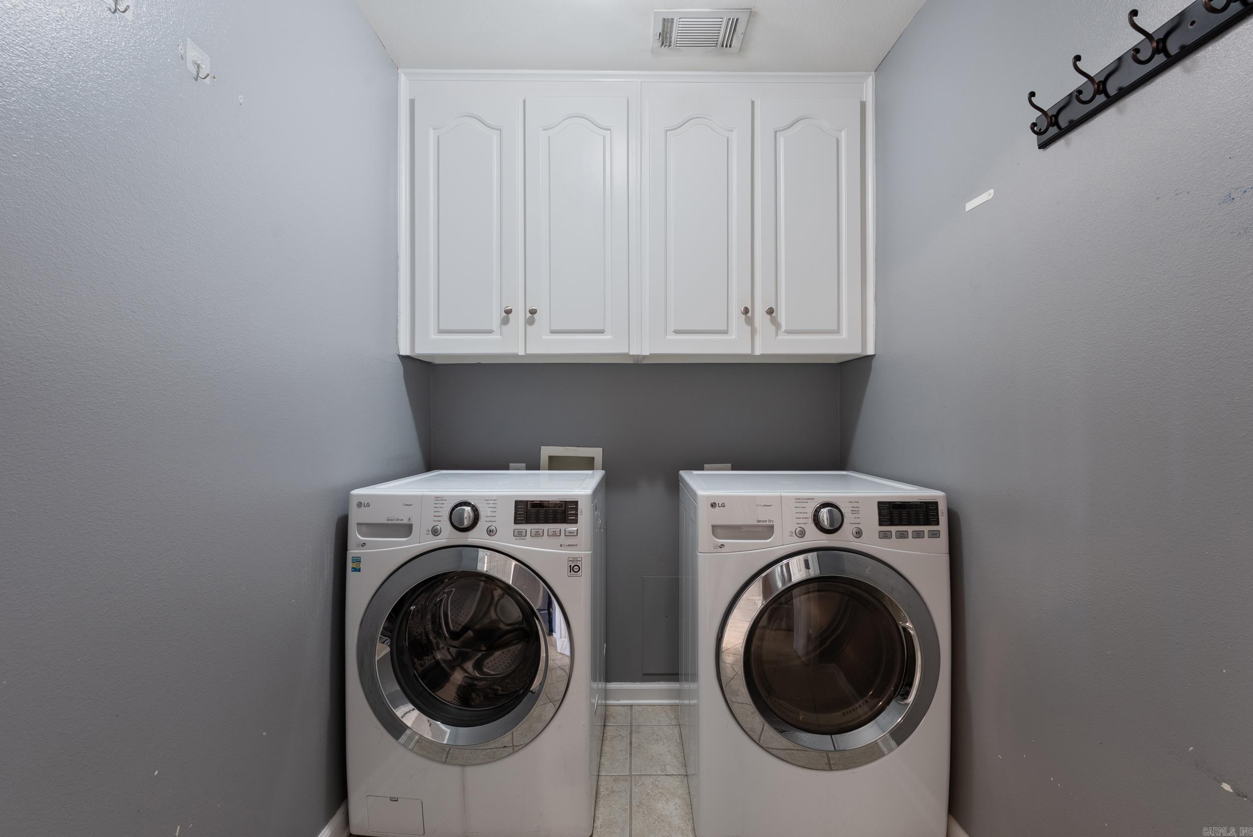 MOON RIDGE ESTATES - Residential