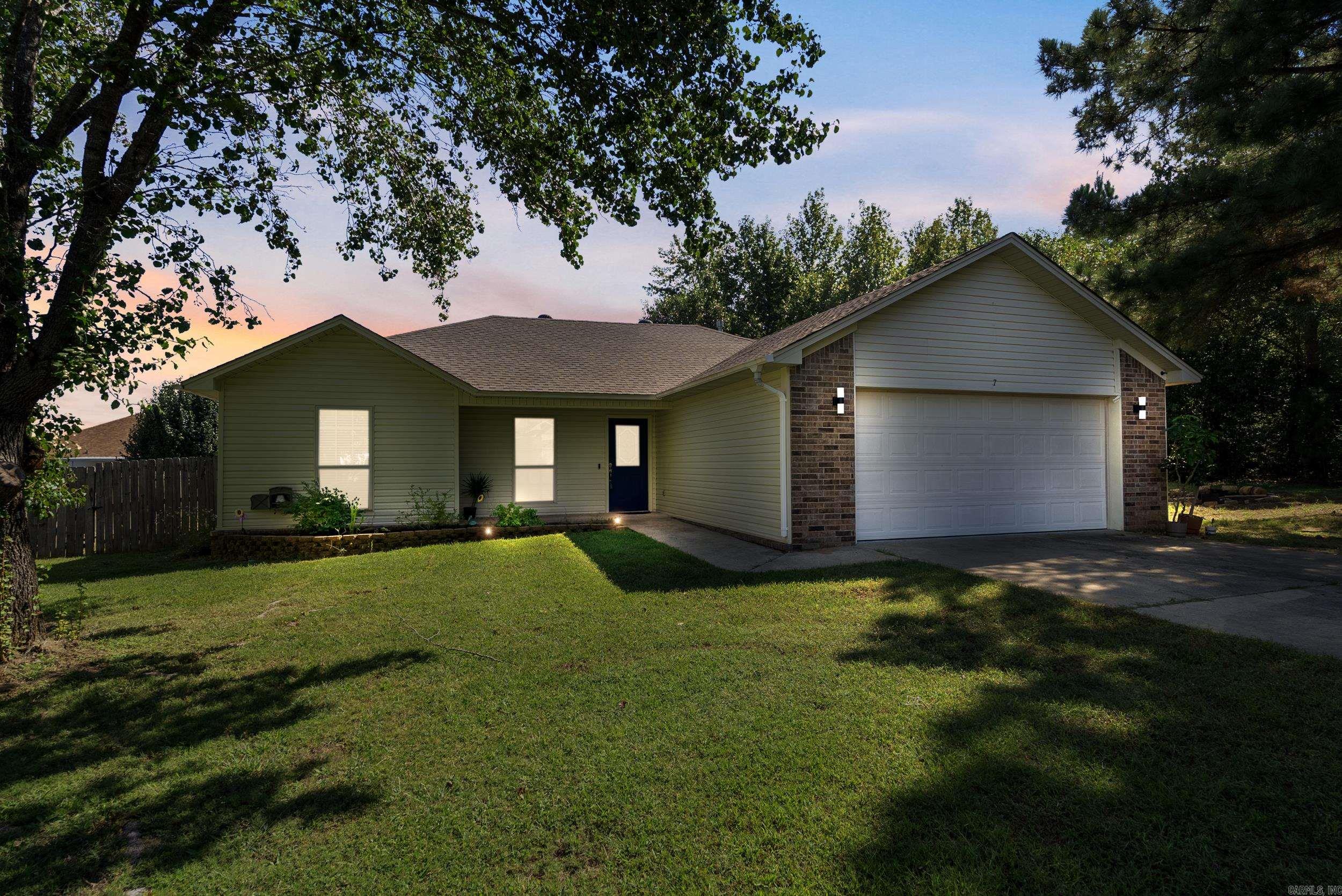 MOON RIDGE ESTATES - Residential