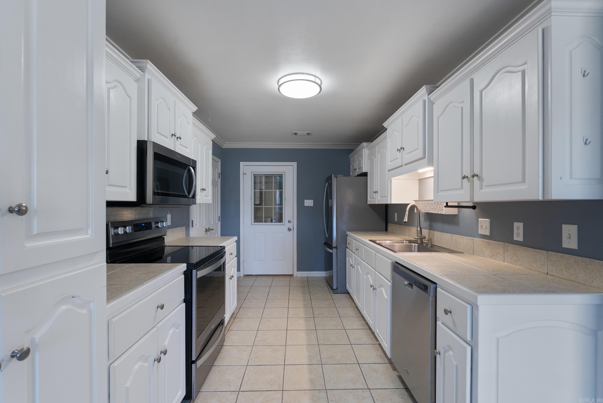 MOON RIDGE ESTATES - Residential