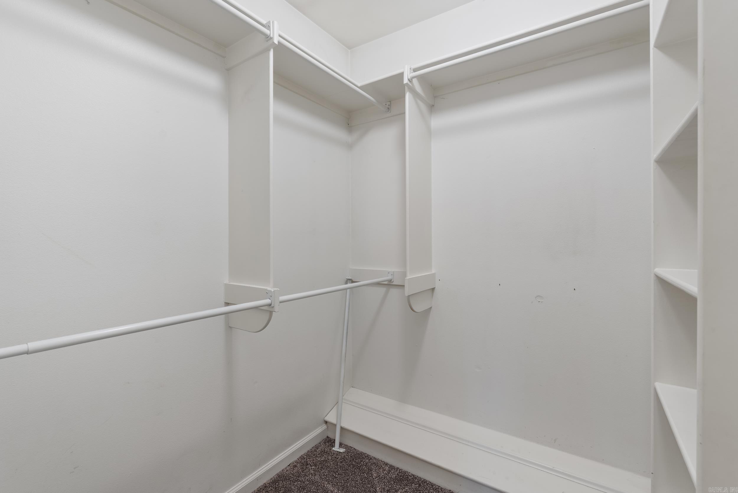 MOON RIDGE ESTATES - Residential