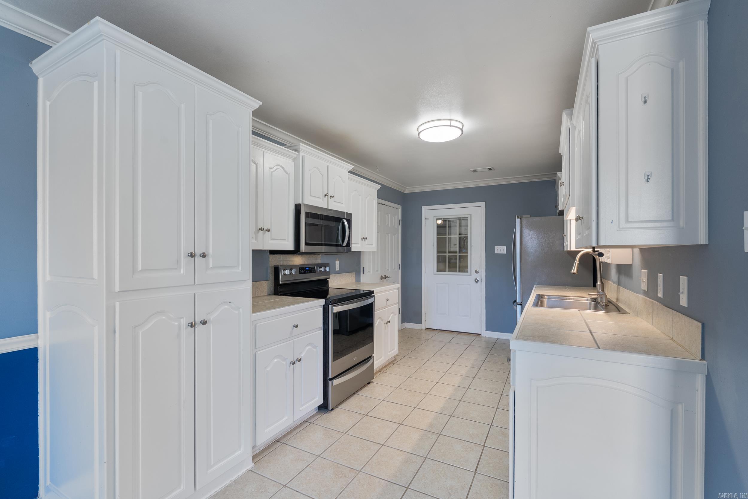 MOON RIDGE ESTATES - Residential