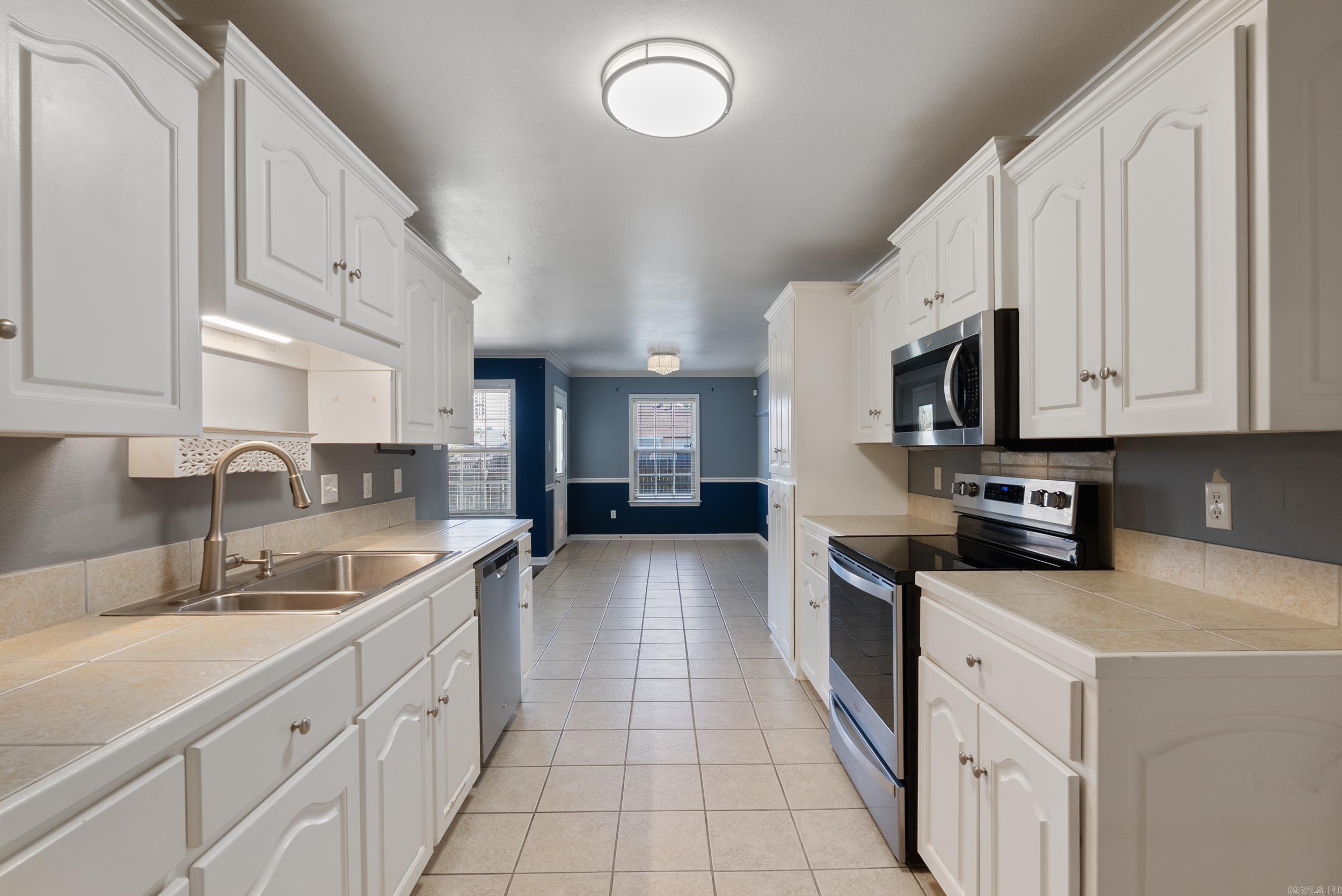 MOON RIDGE ESTATES - Residential