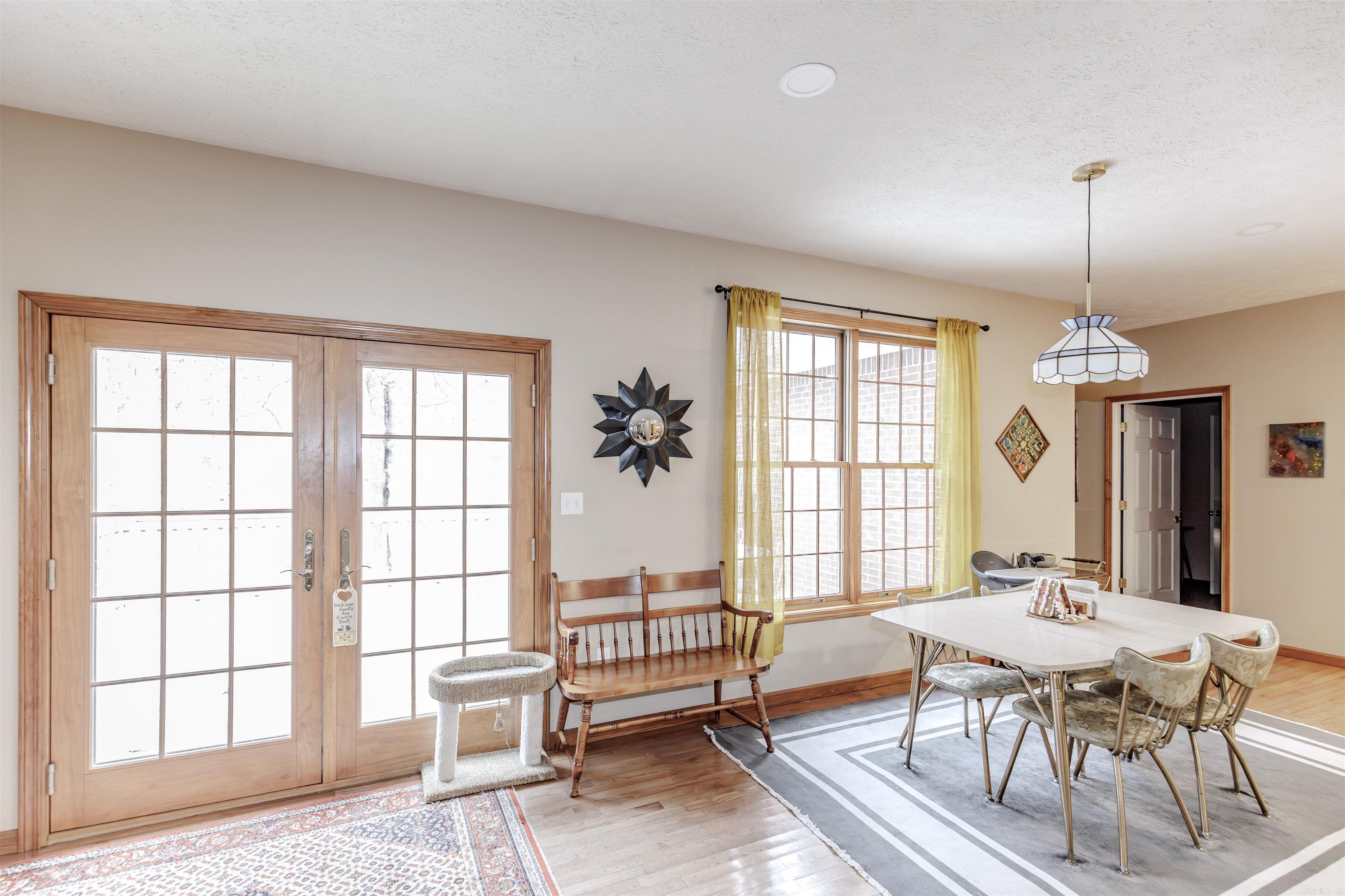 LAKEVIEW ESTATES - Residential