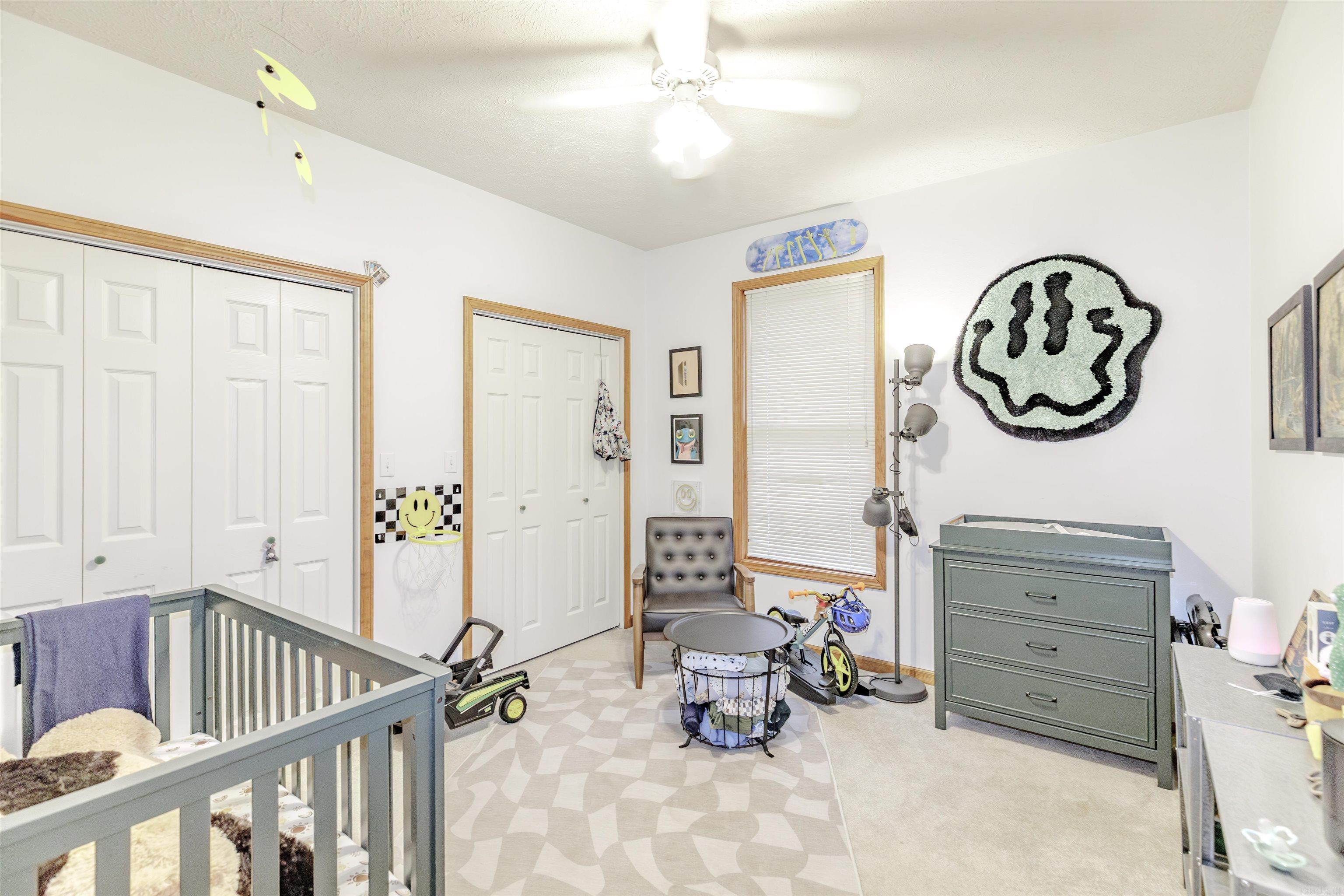 LAKEVIEW ESTATES - Residential