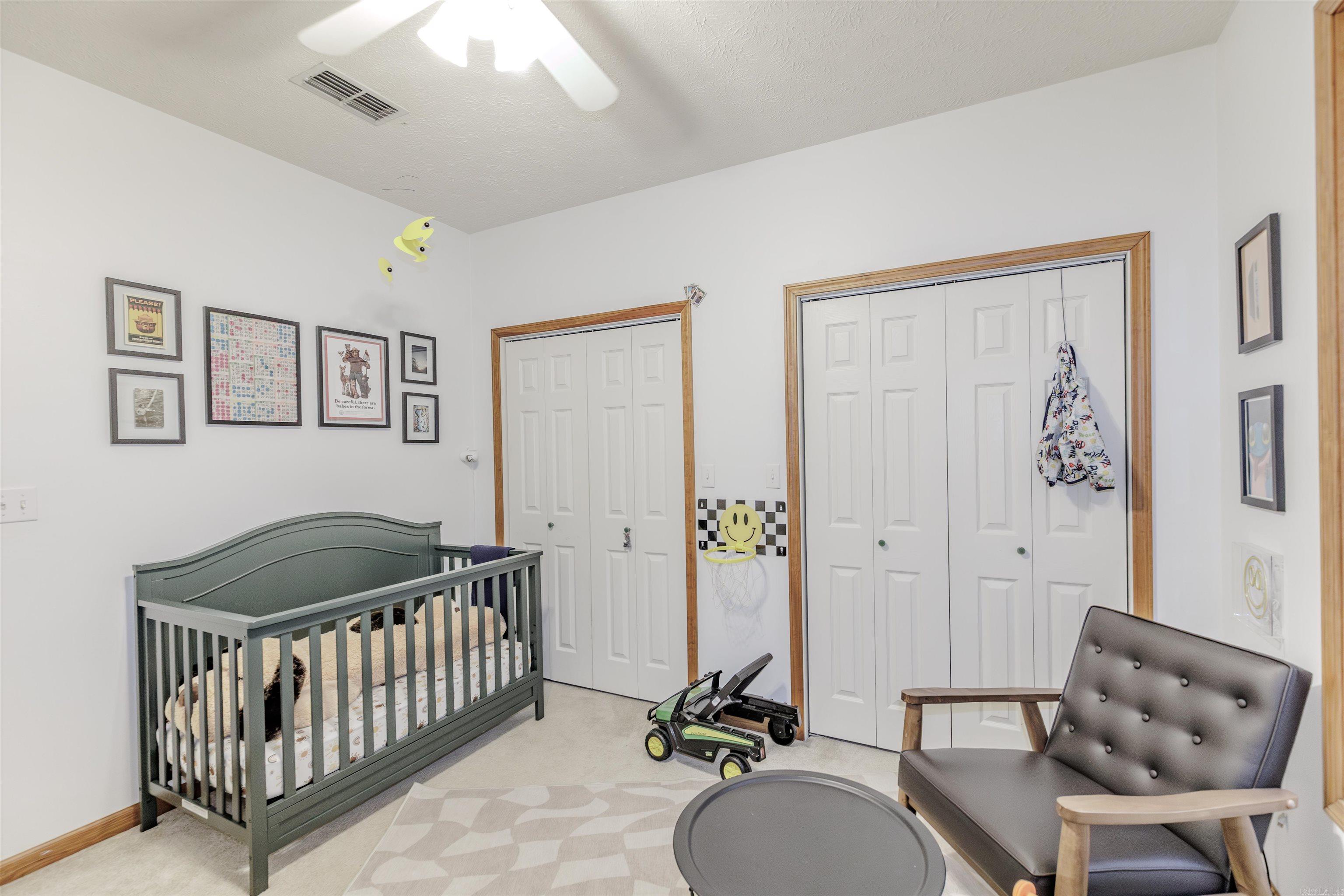 LAKEVIEW ESTATES - Residential